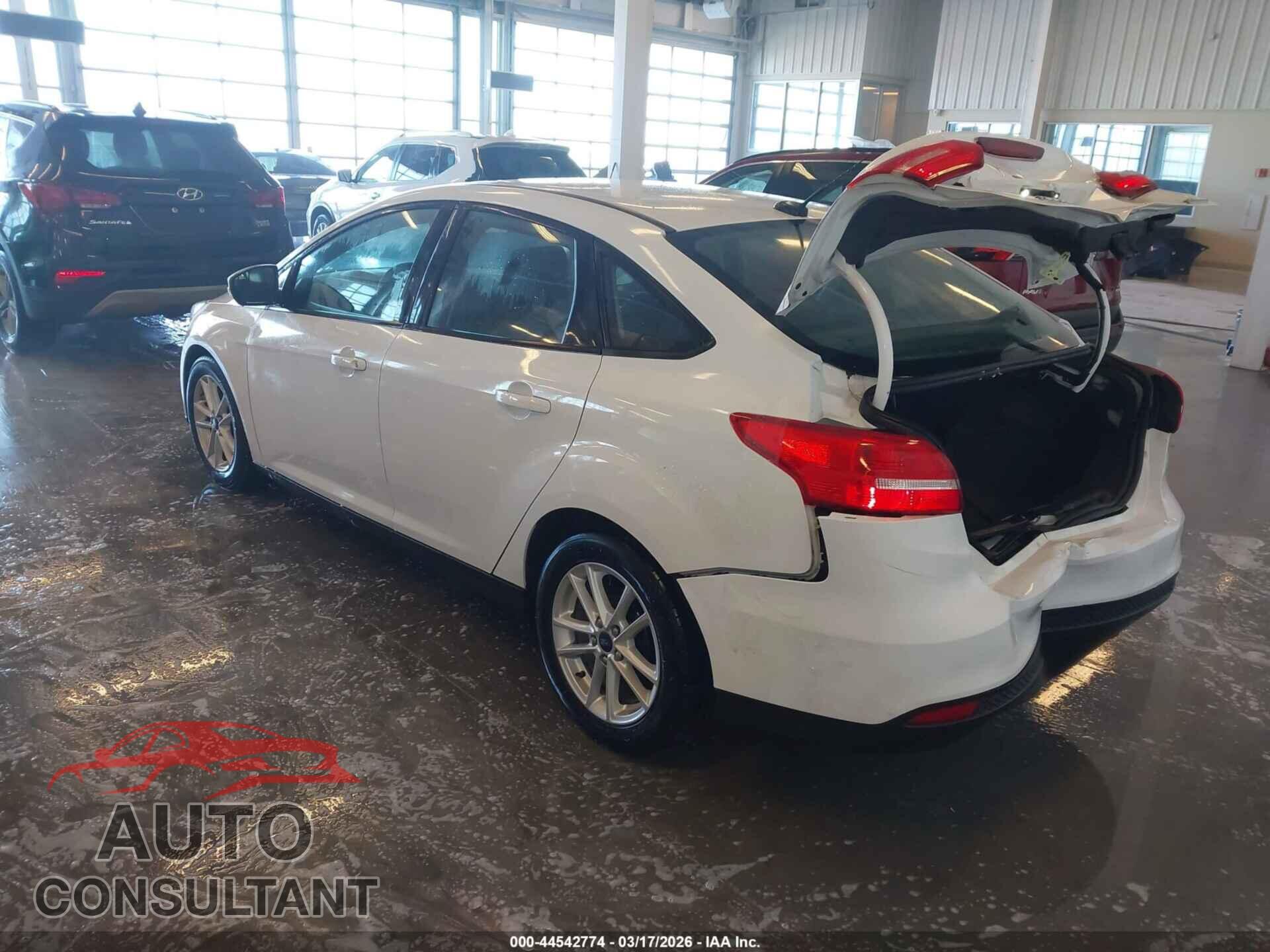 FORD FOCUS 2016 - 1FADP3F26GL330683