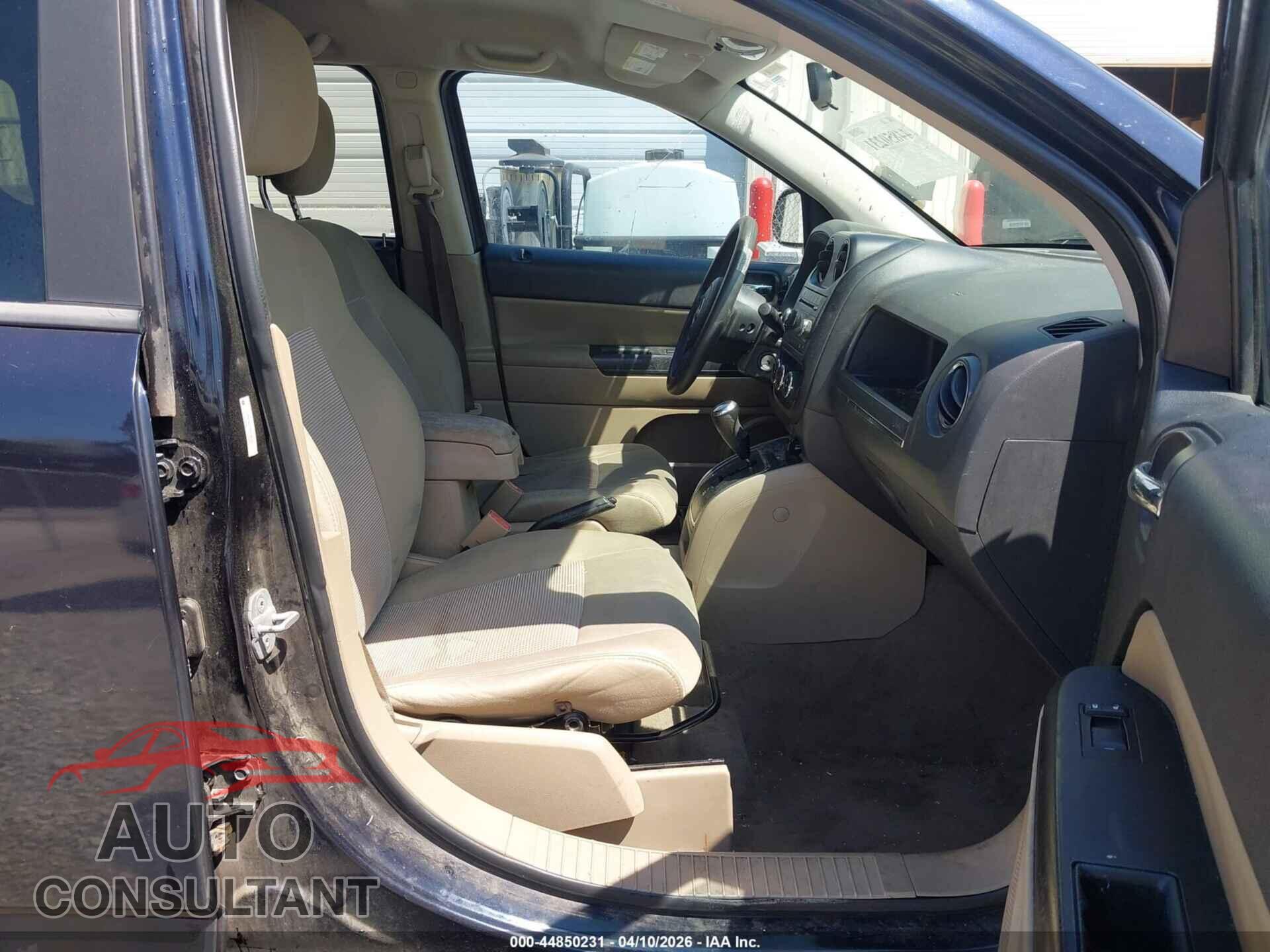 JEEP COMPASS 2011 - 1J4NT1FA7BD138126