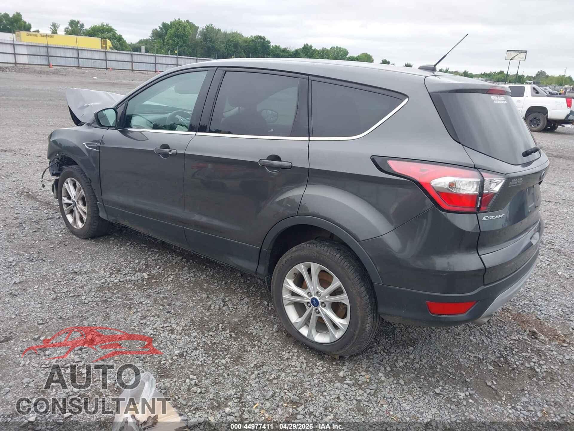 FORD ESCAPE 2017 - 1FMCU9G9XHUD45675