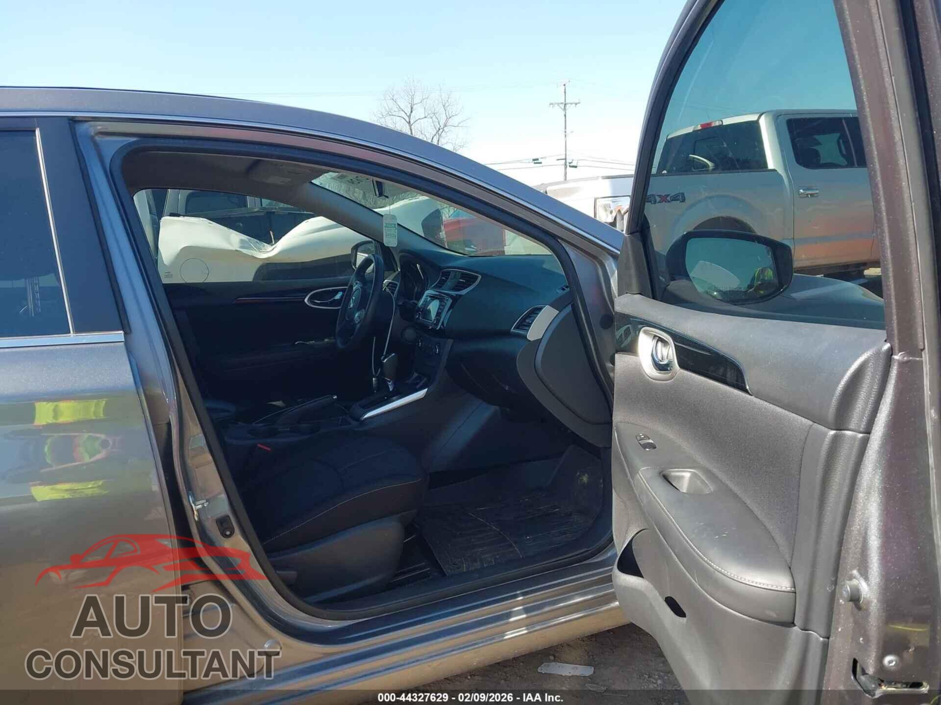 NISSAN SENTRA 2017 - 3N1AB7AP3HY338564