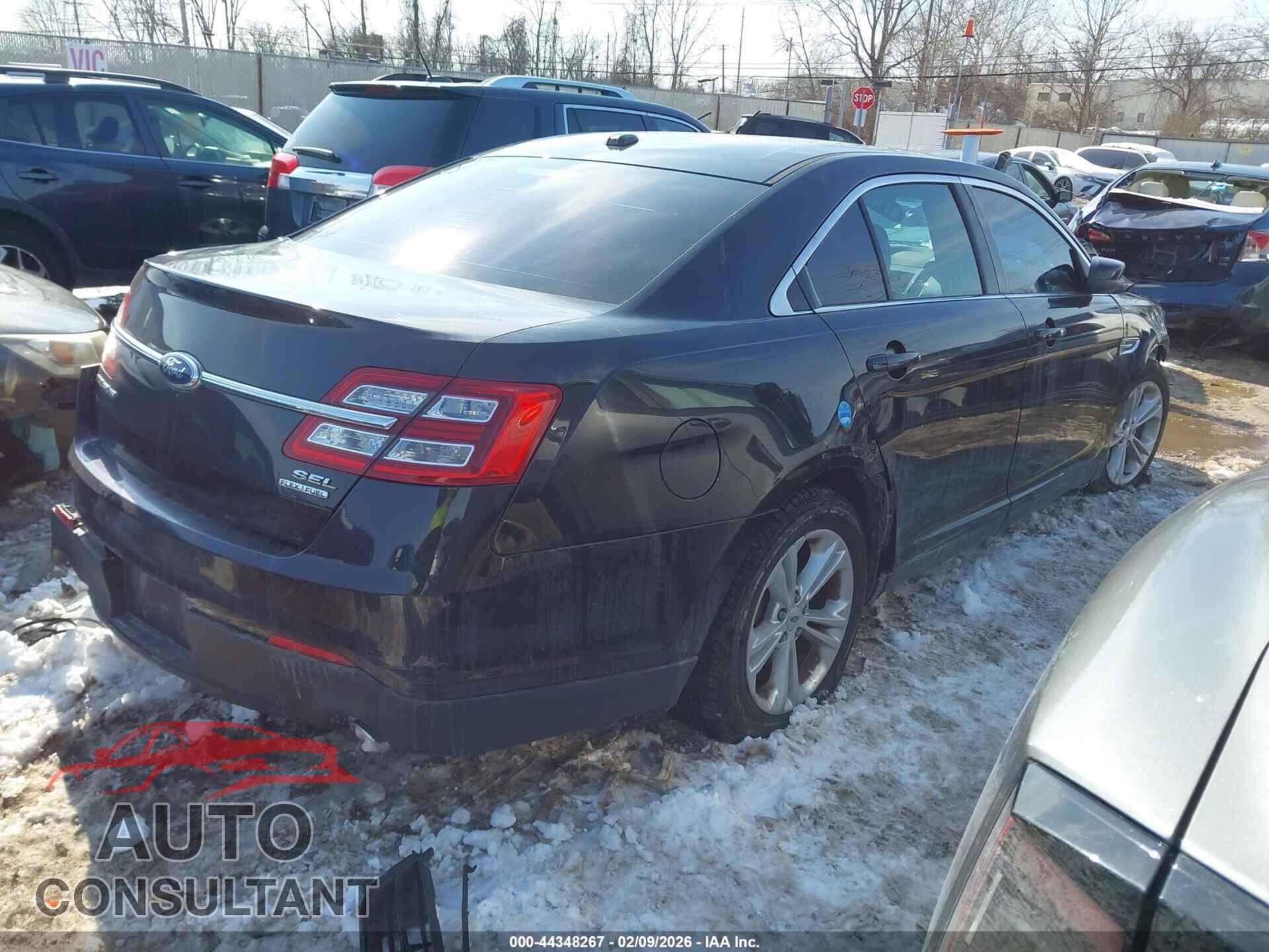 FORD TAURUS 2013 - 1FAHP2E81DG120997