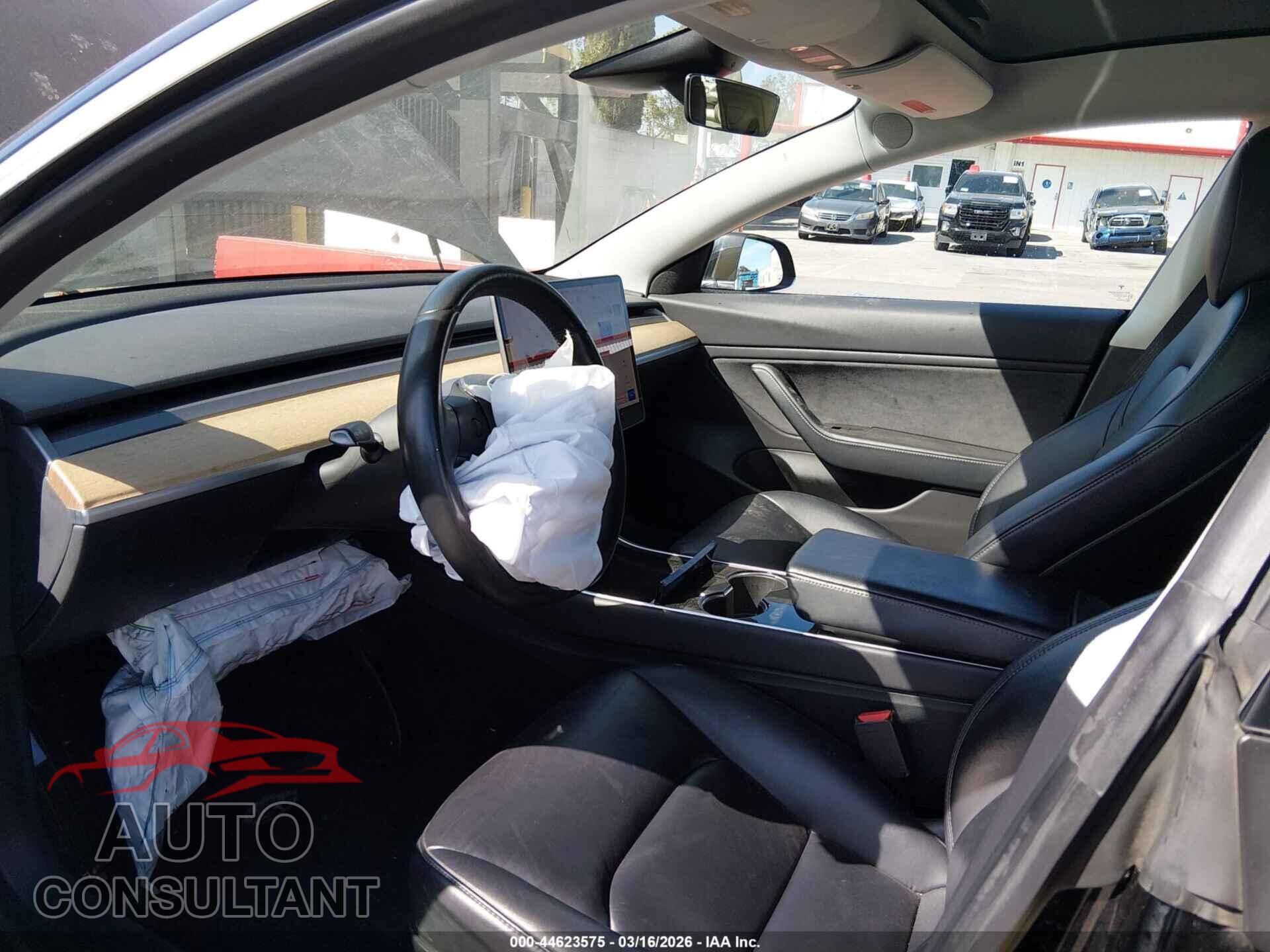 TESLA MODEL 3 2019 - 5YJ3E1EA4KF410150