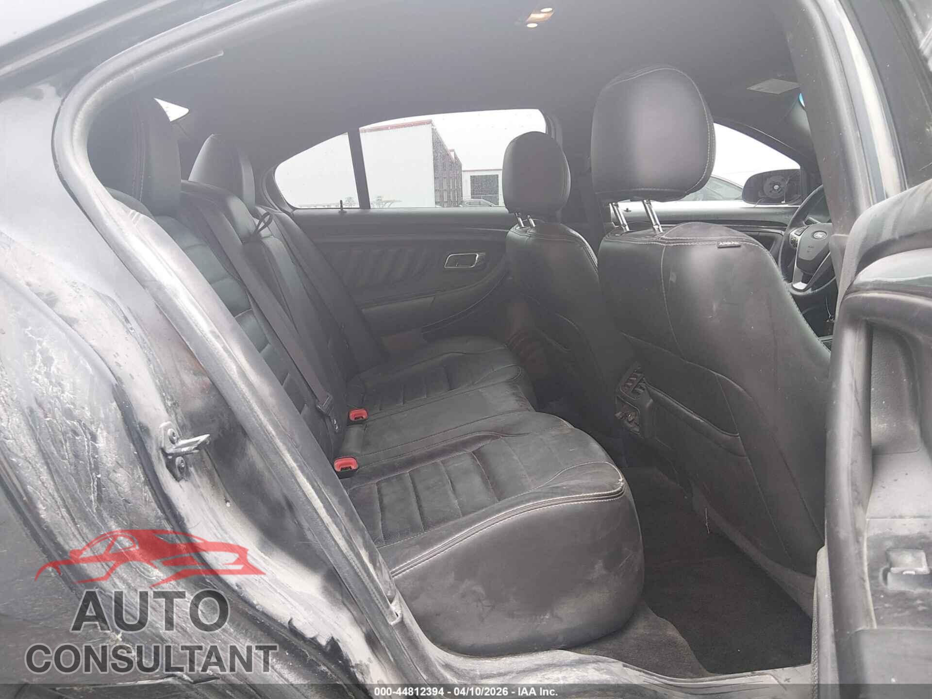 FORD TAURUS 2017 - 1FAHP2KT4HG122984