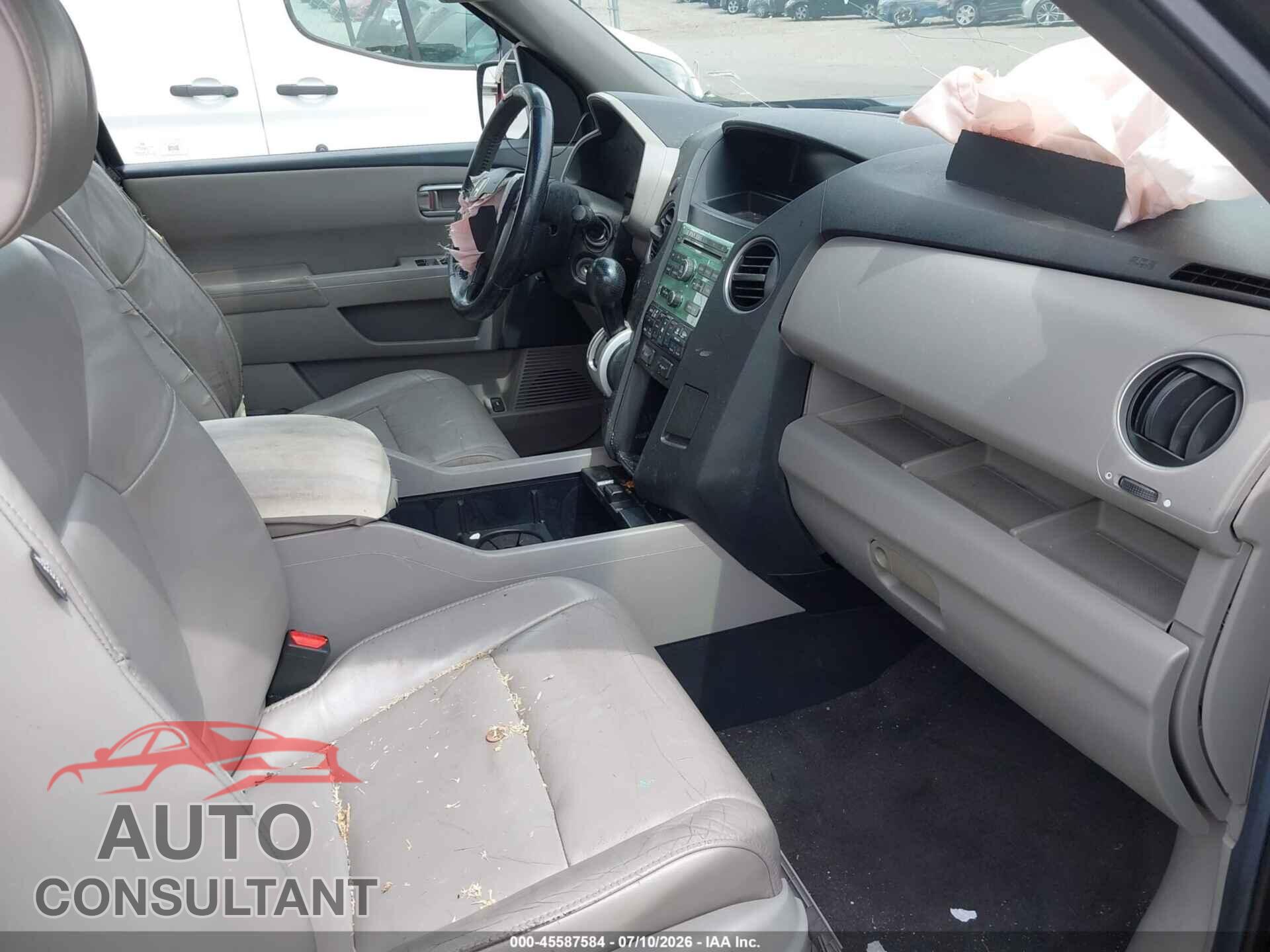 HONDA PILOT 2011 - 5FNYF4H53BB086899