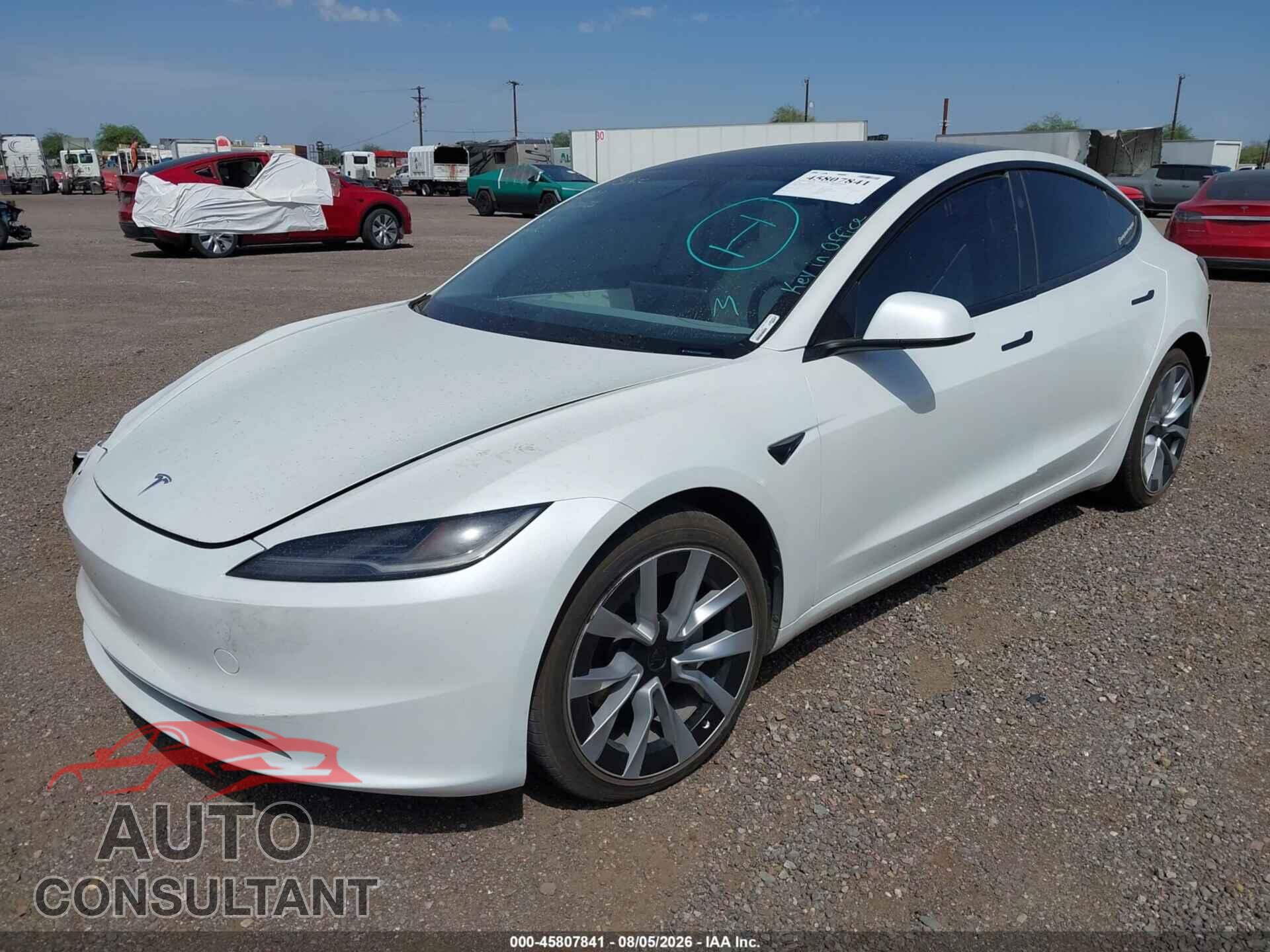 TESLA MODEL 3 2025 - 5YJ3E1EA7SF048184