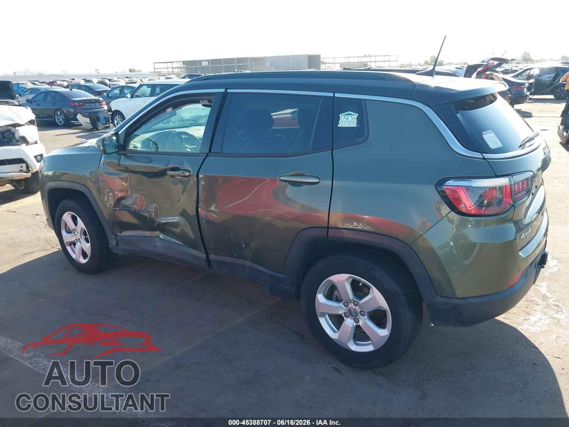 JEEP COMPASS 2019 - 3C4NJDBB0KT711776