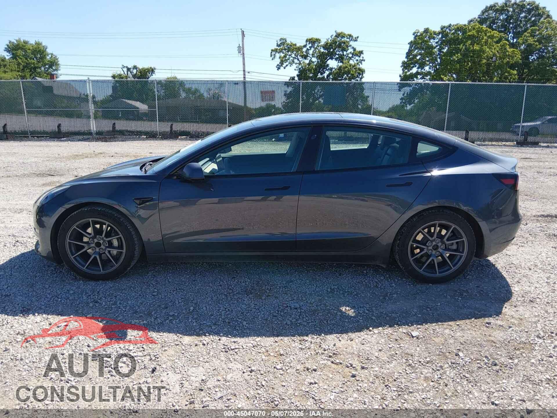 TESLA MODEL 3 2021 - 5YJ3E1EA8MF866882
