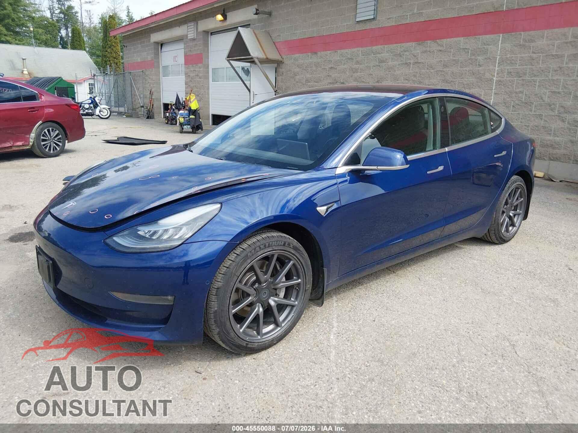 TESLA MODEL 3 2018 - 5YJ3E1EB0JF120558