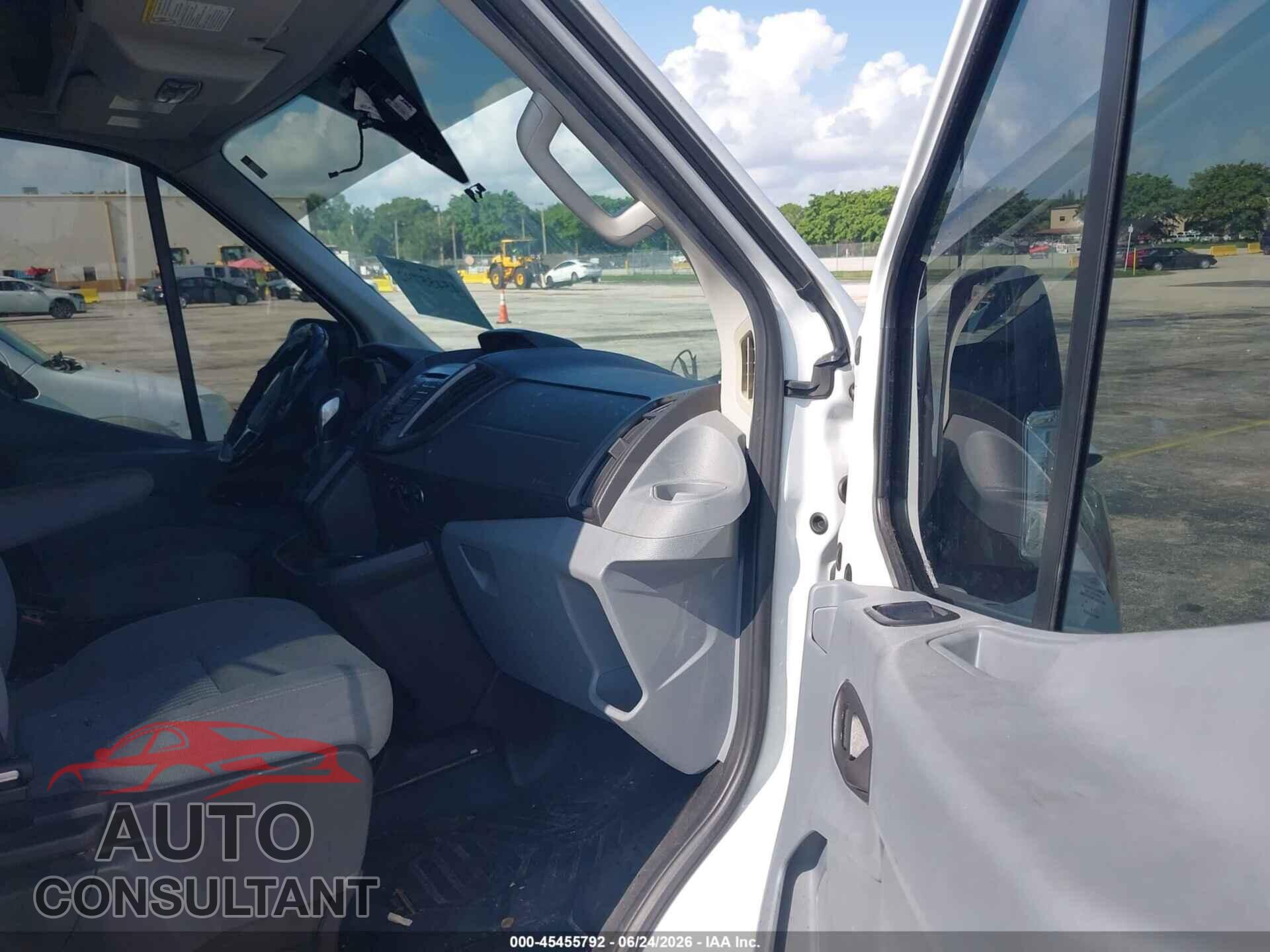 FORD TRANSIT-250 2015 - 1FTNR1CG5FKB12882
