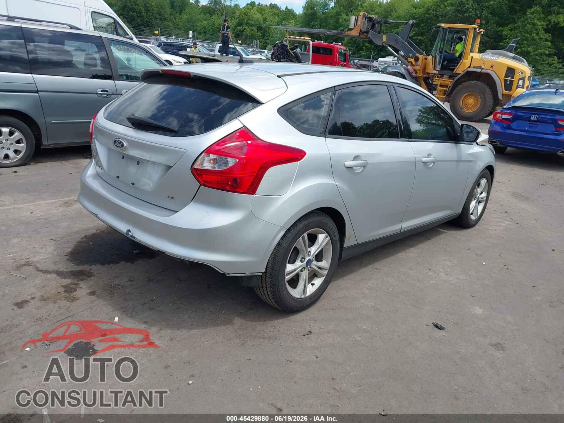 FORD FOCUS 2014 - 1FADP3K26EL445786