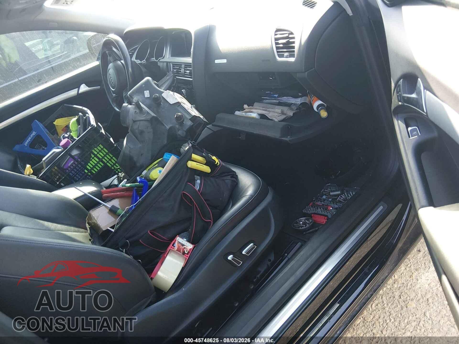 AUDI A5 2013 - WAUCFAFR4DA069147