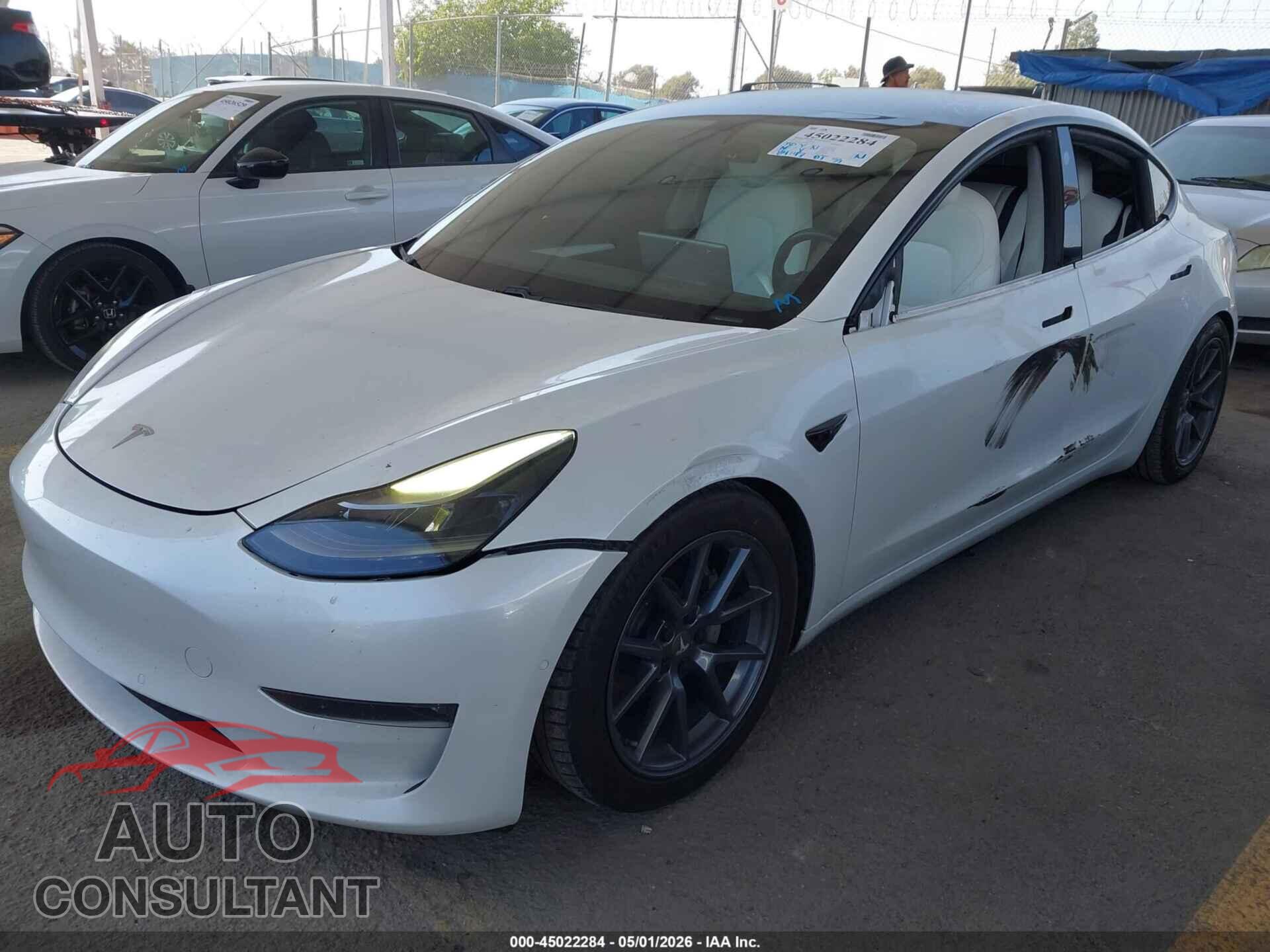 TESLA MODEL 3 2021 - 5YJ3E1EB8MF001144