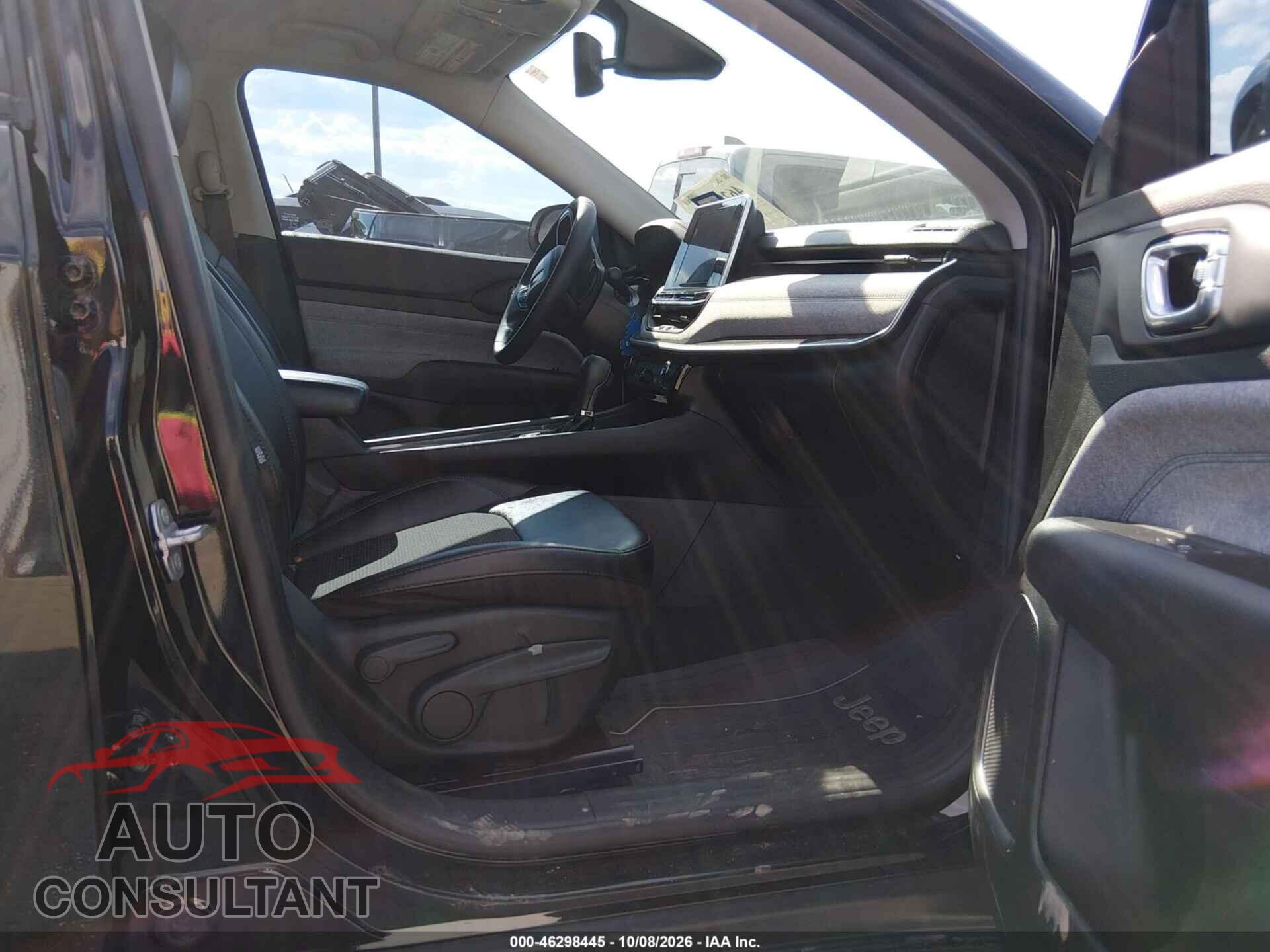 JEEP COMPASS 2022 - 3C4NJCBB4NT138024
