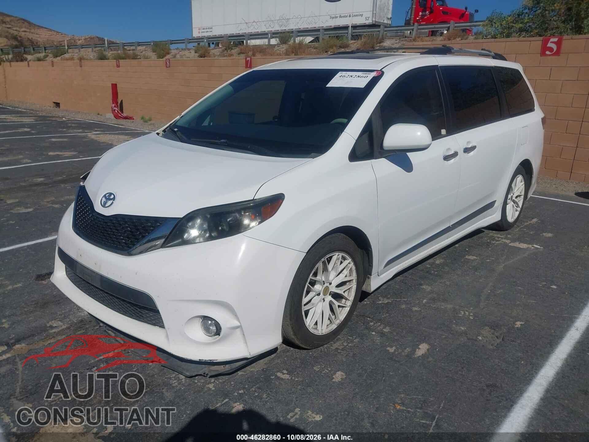 TOYOTA SIENNA 2013 - 5TDXK3DC8DS334262