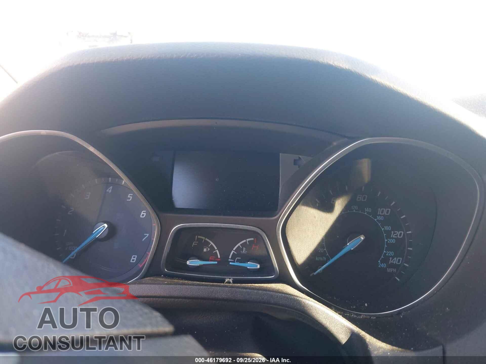 FORD FOCUS 2014 - 1FADP3F2XEL353140