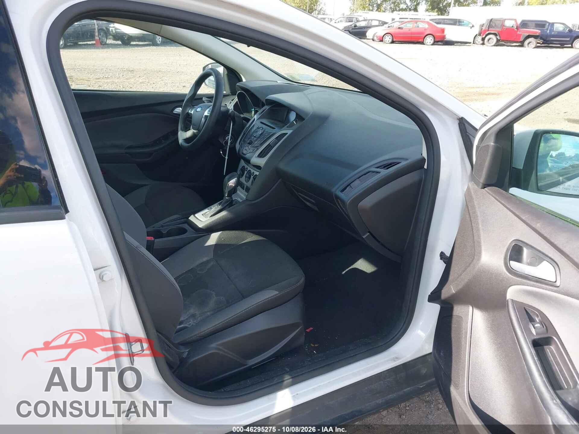 FORD FOCUS 2014 - 1FADP3F26EL211982