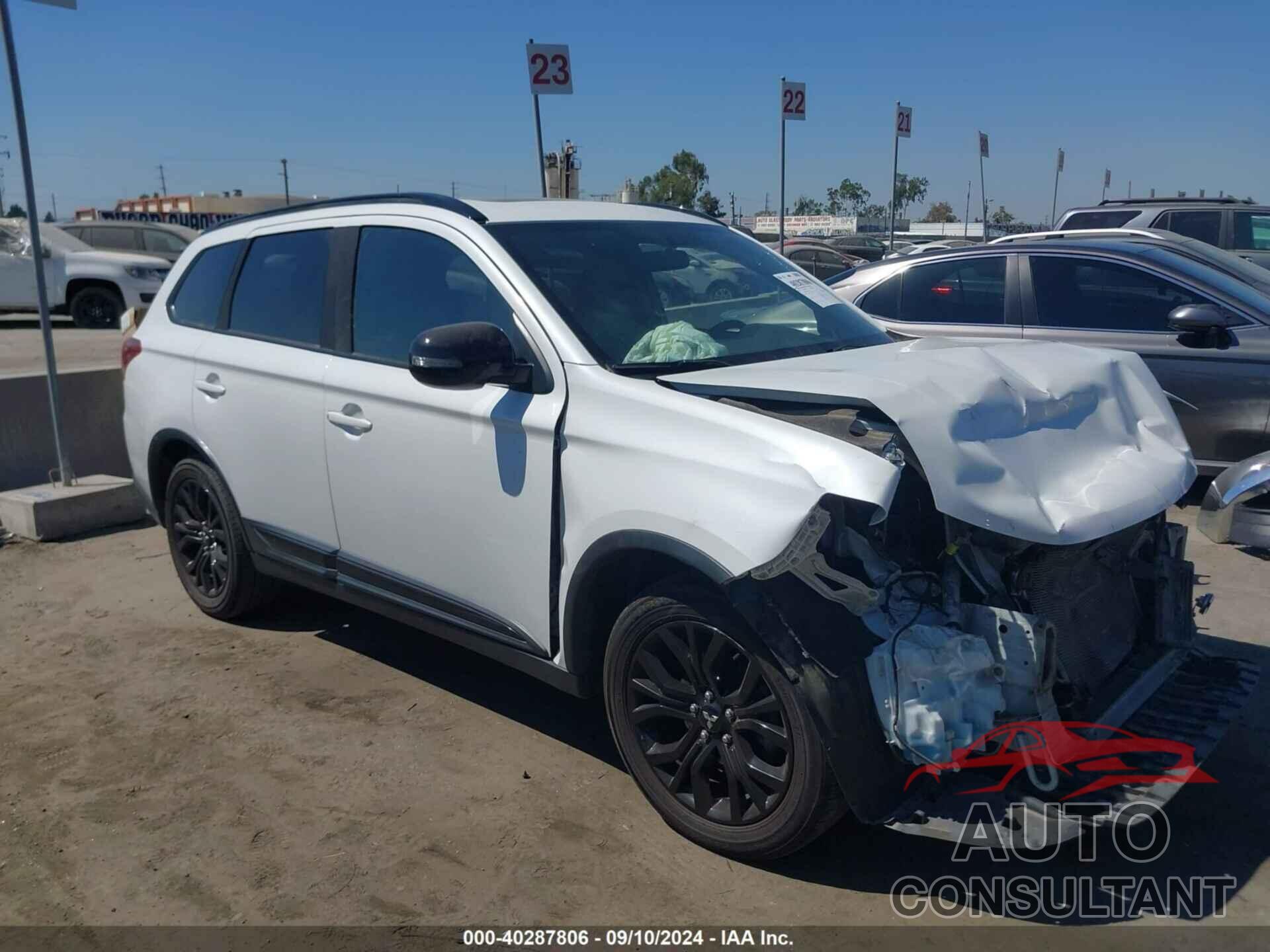 MITSUBISHI OUTLANDER 2019 - JA4AD3A36KZ055242