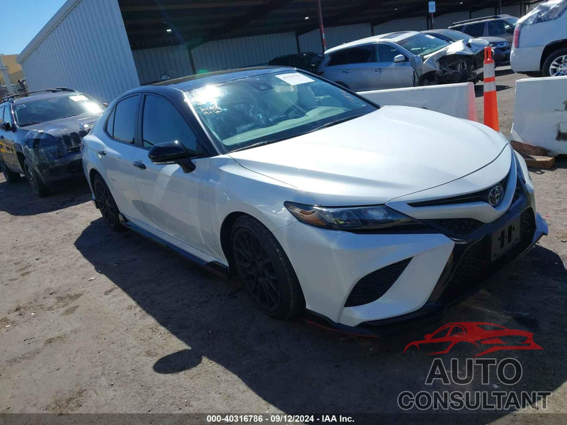 TOYOTA CAMRY 2024 - 4T1KZ1AK8RU098376