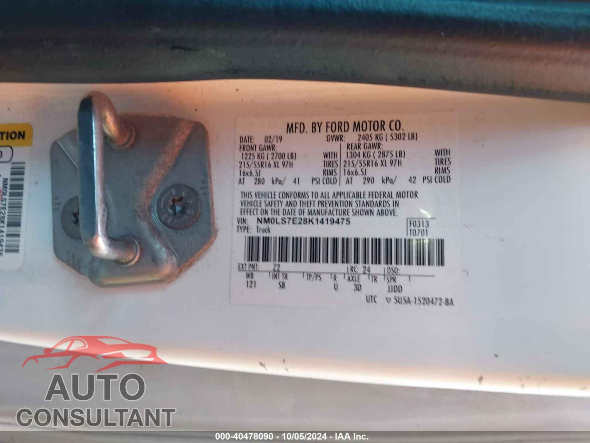 FORD TRANSIT CONNECT 2019 - NM0LS7E28K1419475