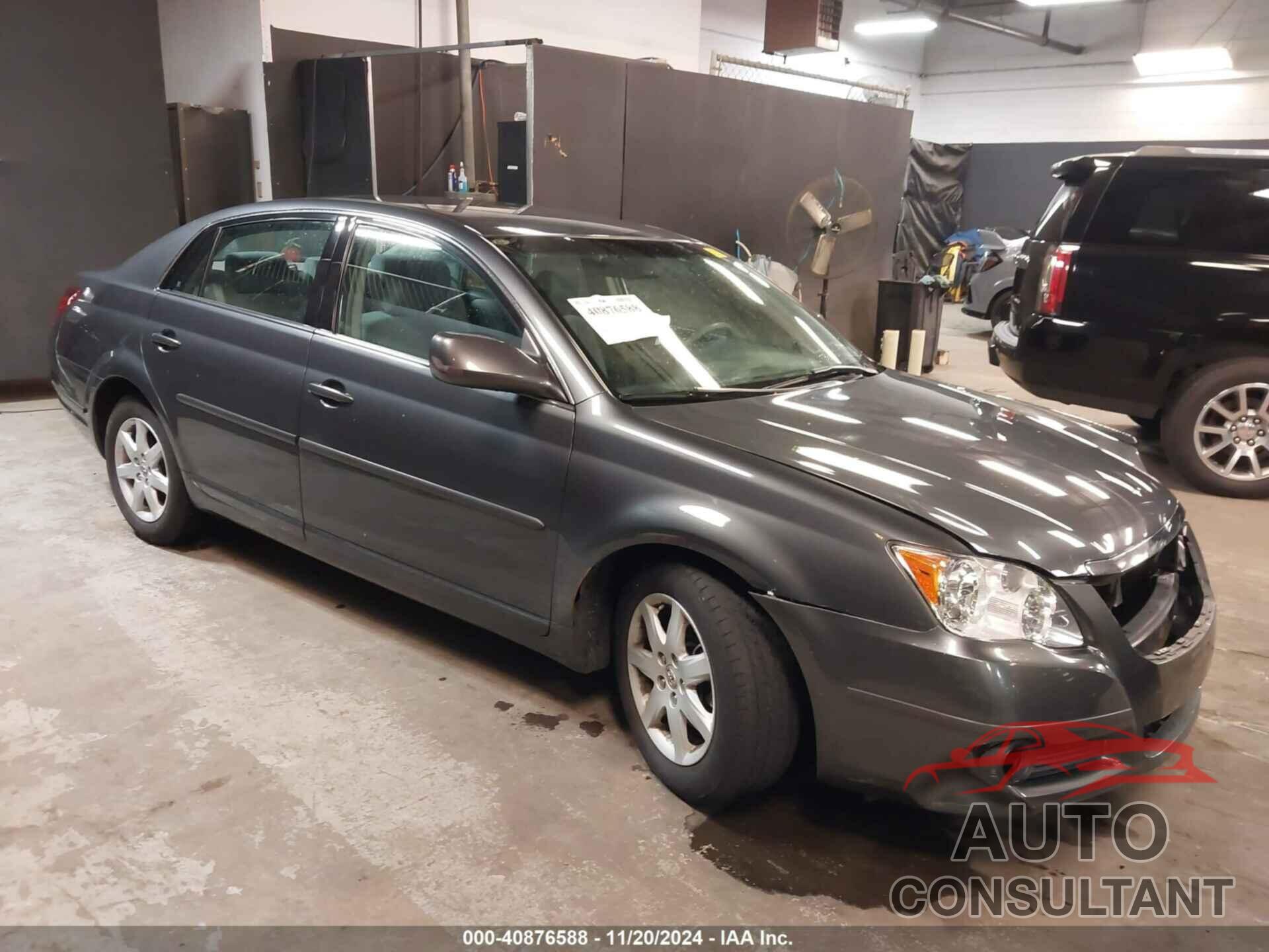 TOYOTA AVALON 2010 - 4T1BK3DB5AU355185