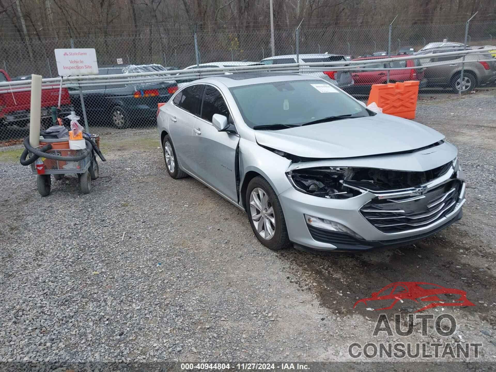 CHEVROLET MALIBU 2019 - 1G1ZD5ST1KF208154