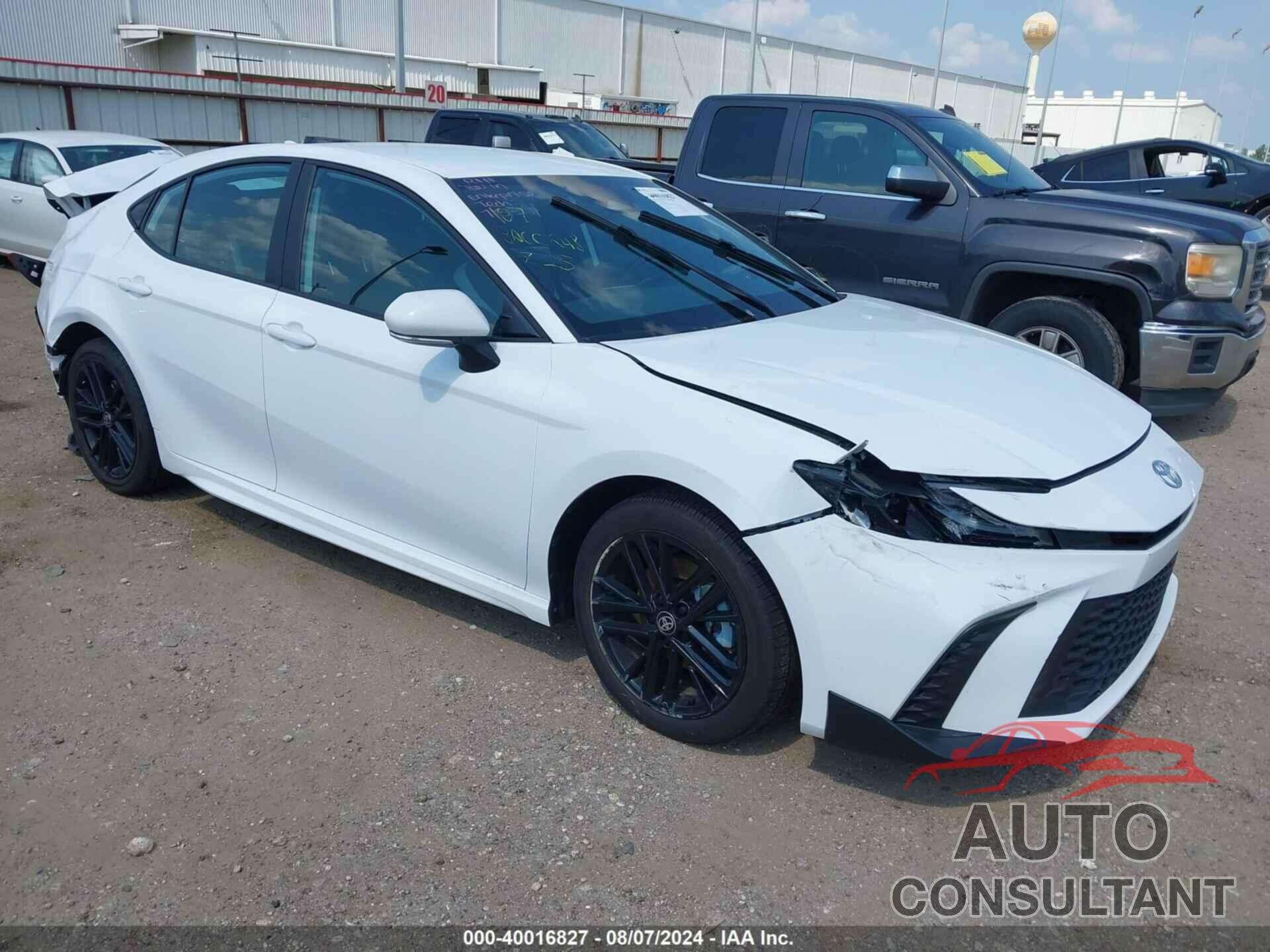 TOYOTA CAMRY 2025 - 4T1DAACK5SU508943