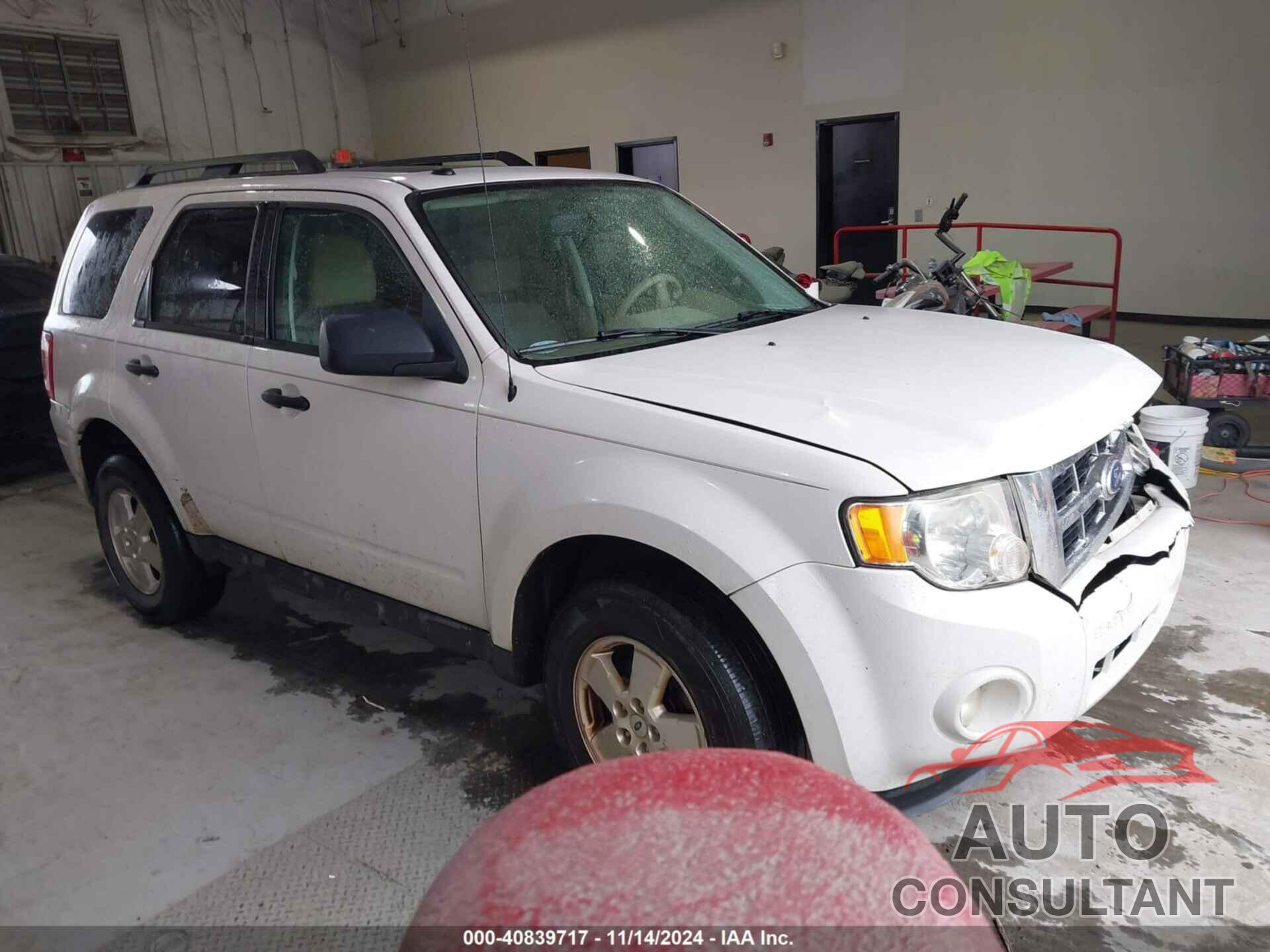 FORD ESCAPE 2011 - 1FMCU0D73BKC40333