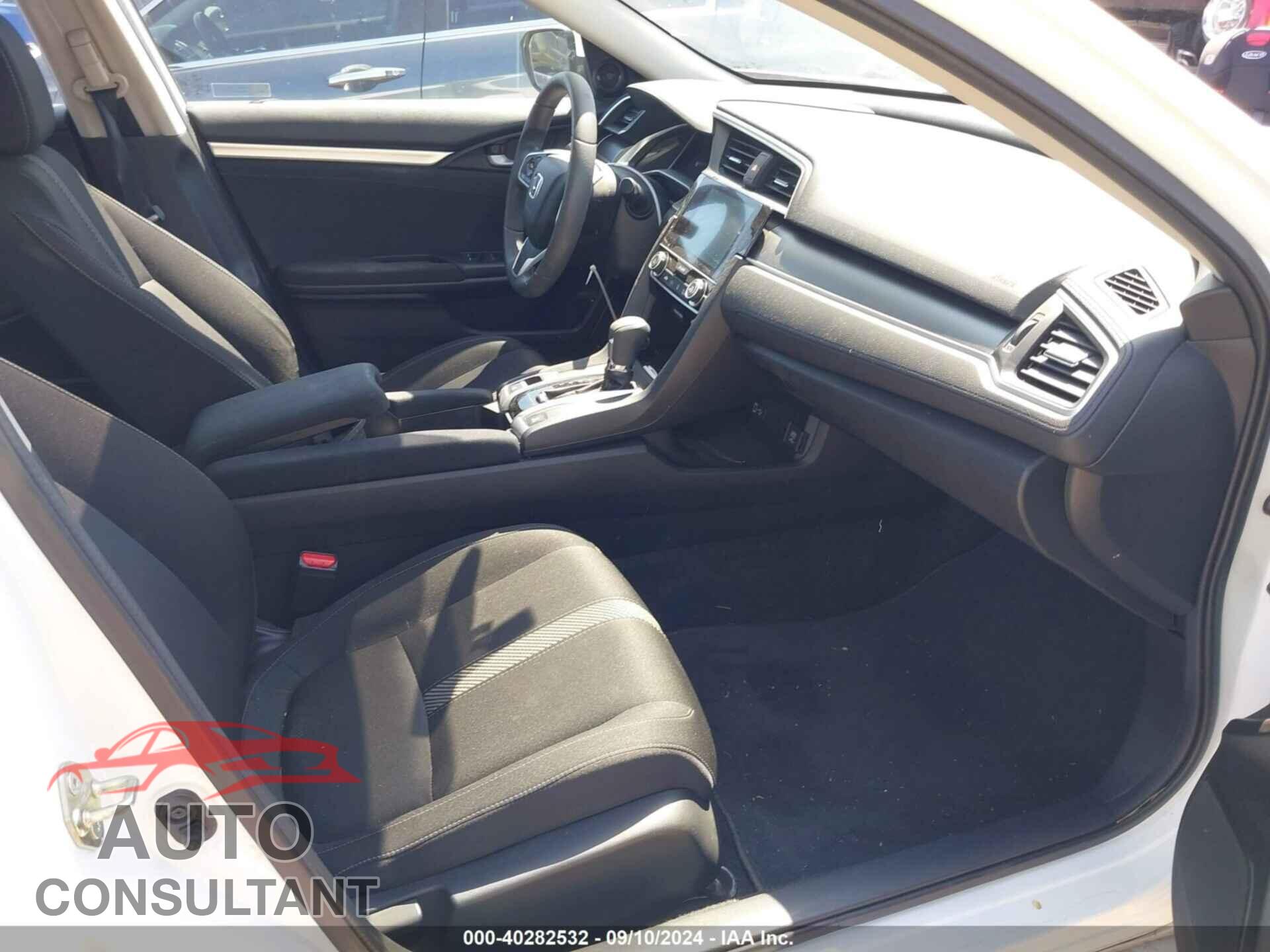 HONDA CIVIC 2017 - 2HGFC2F72HH556305