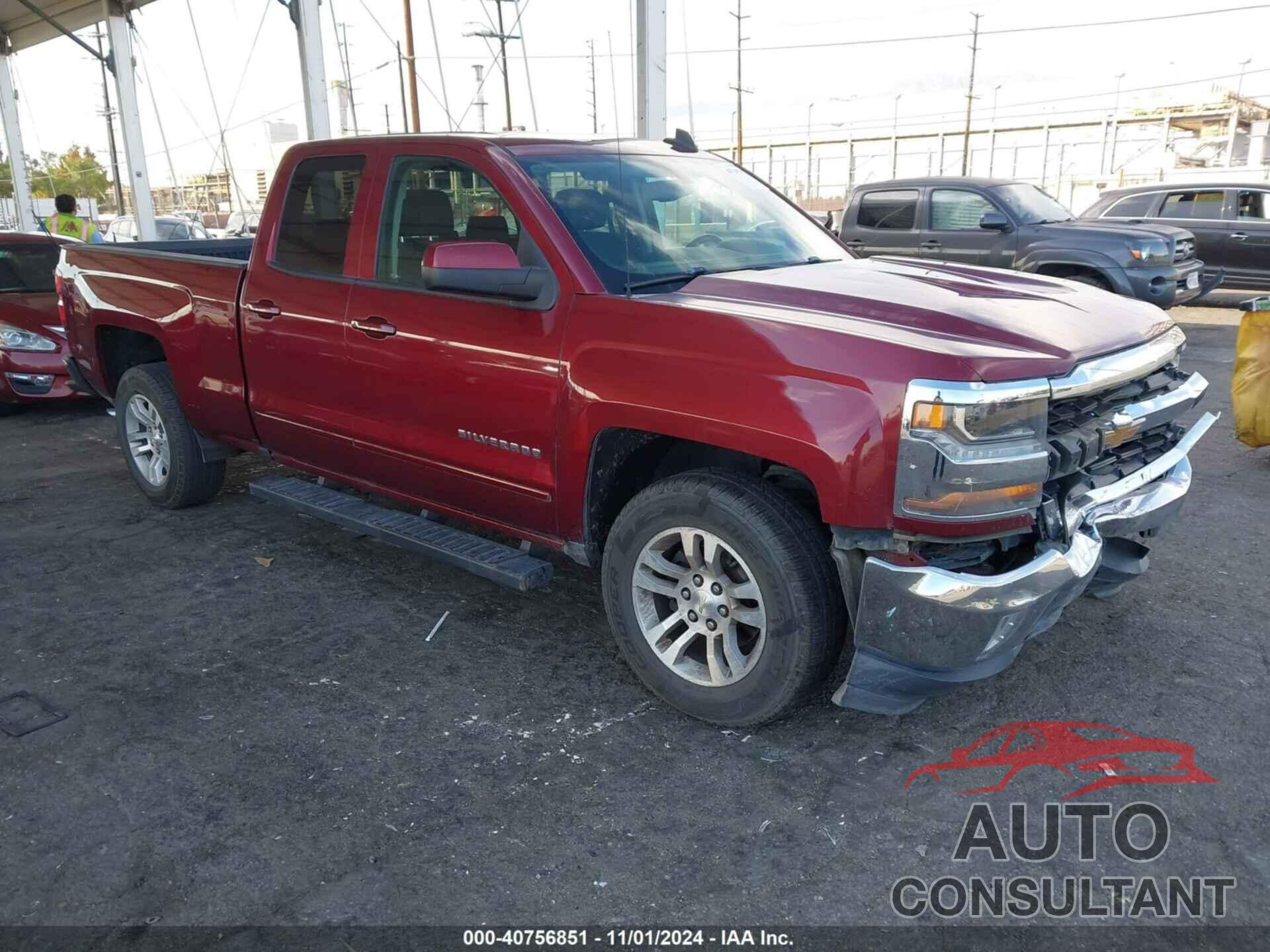 CHEVROLET SILVERADO 1500 2017 - 1GCRCREC9HZ270065