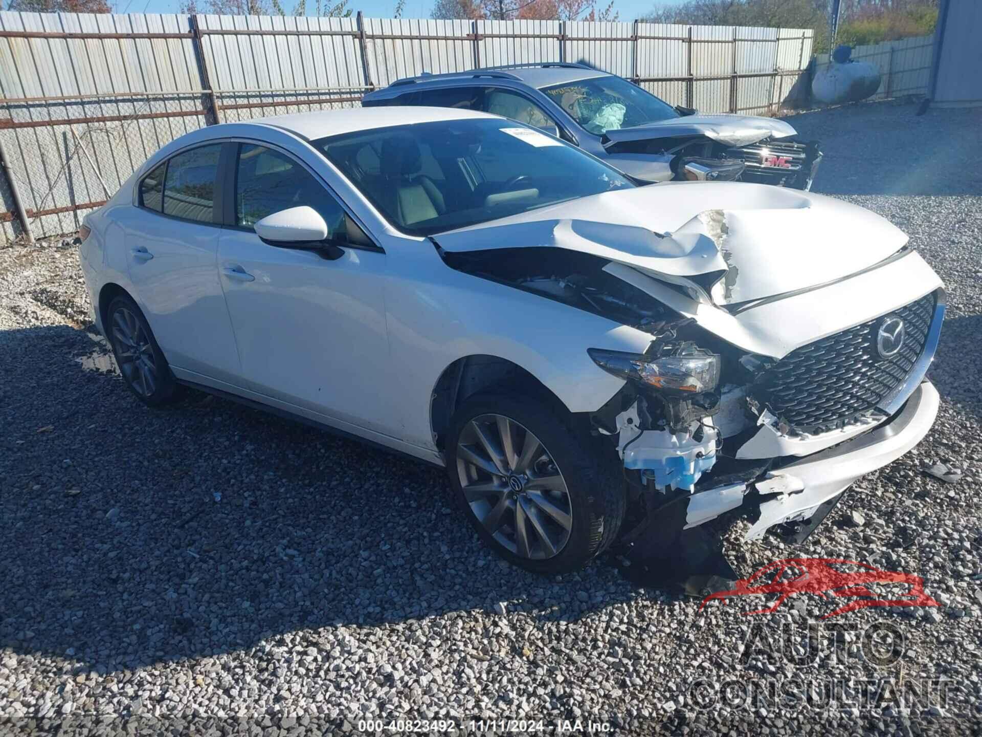 MAZDA MAZDA3 2020 - JM1BPADLXL1172341