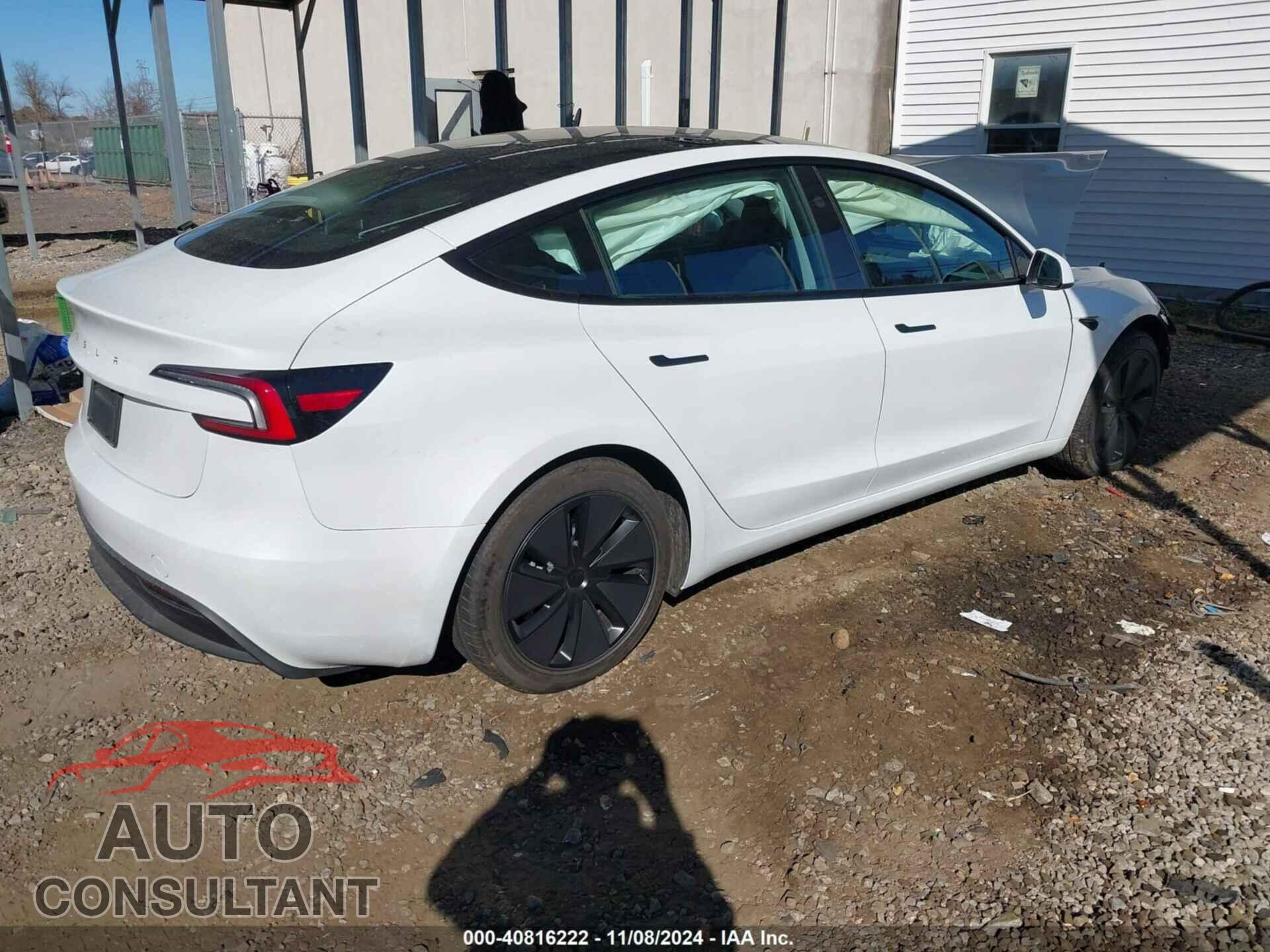TESLA MODEL 3 2024 - 5YJ3E1EA6RF842734