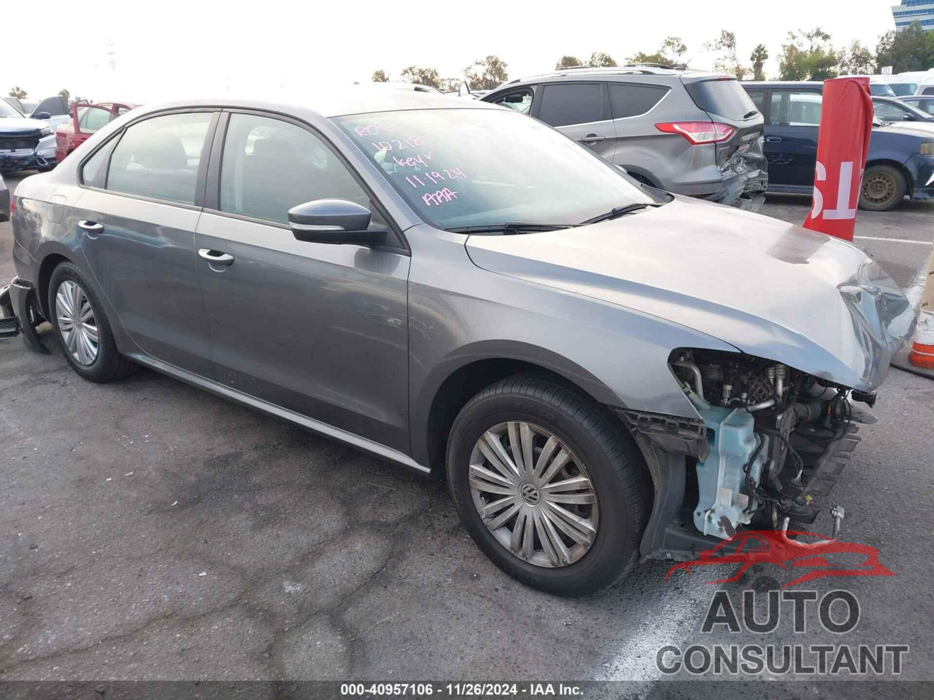 VOLKSWAGEN PASSAT 2014 - 1VWAT7A30EC040000