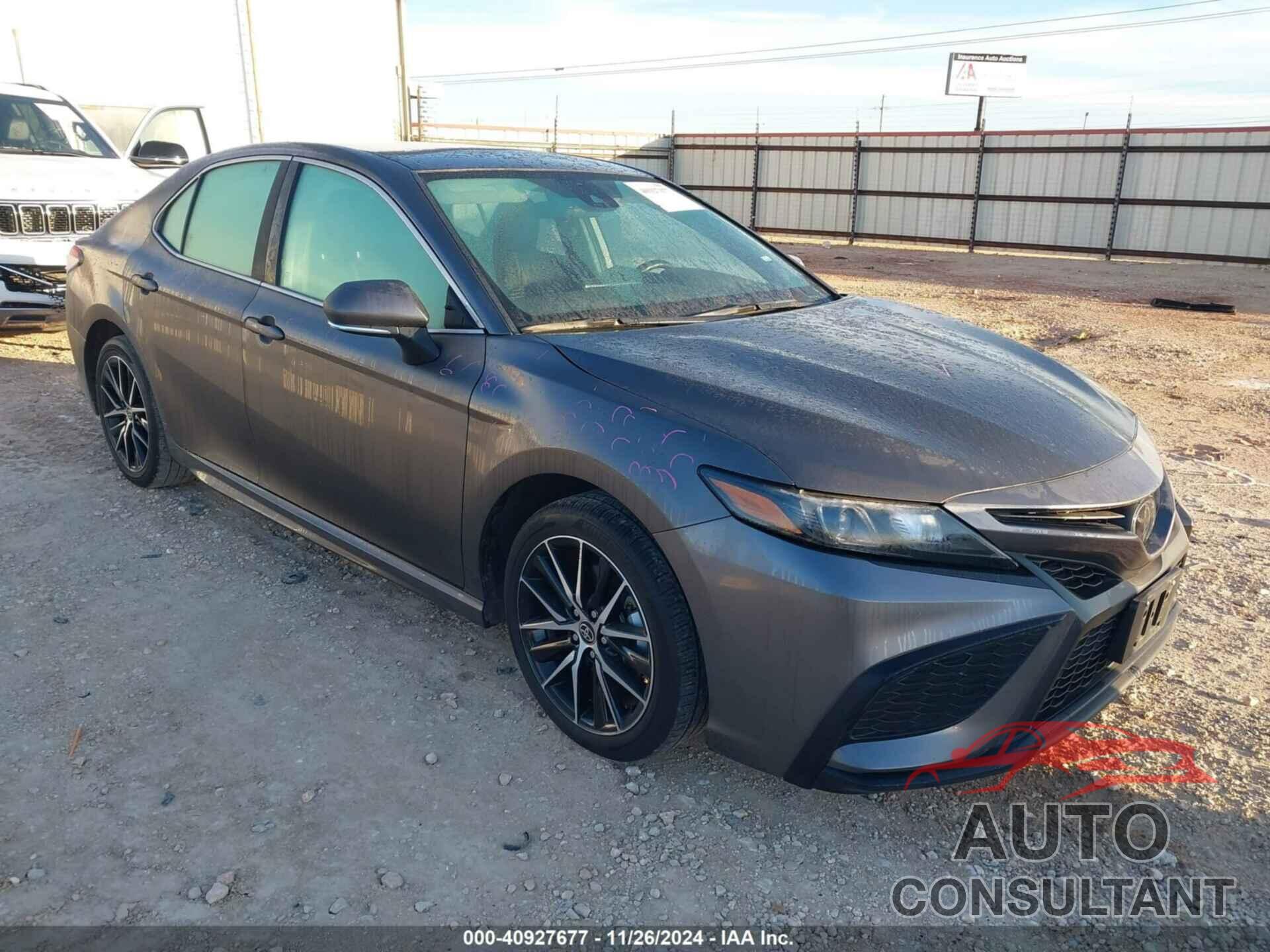 TOYOTA CAMRY 2024 - 4T1G11AK5RU878655