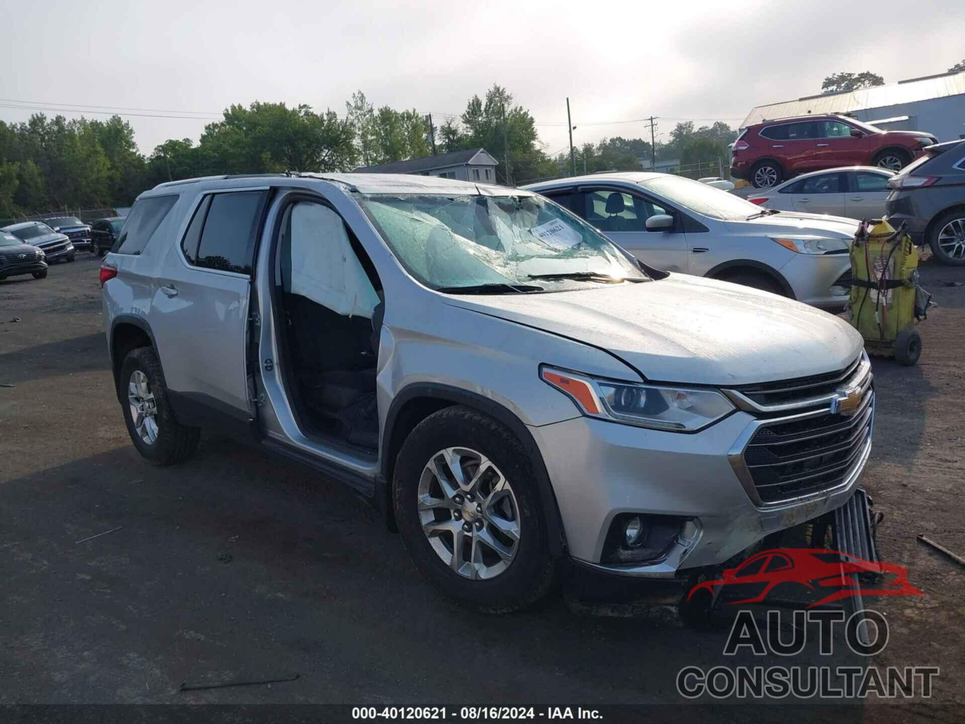 CHEVROLET TRAVERSE 2018 - 1GNEVGKW5JJ195274