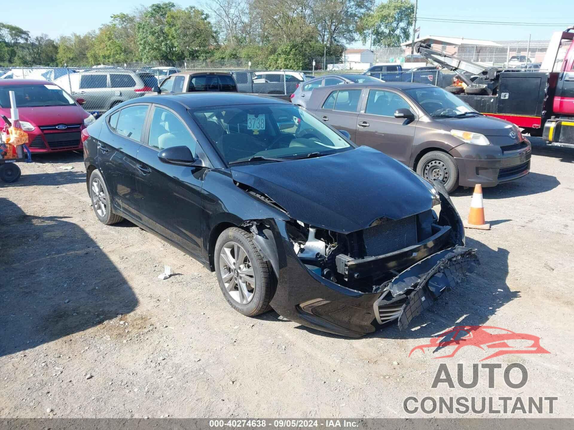 HYUNDAI ELANTRA 2018 - KMHD84LF9JU505431