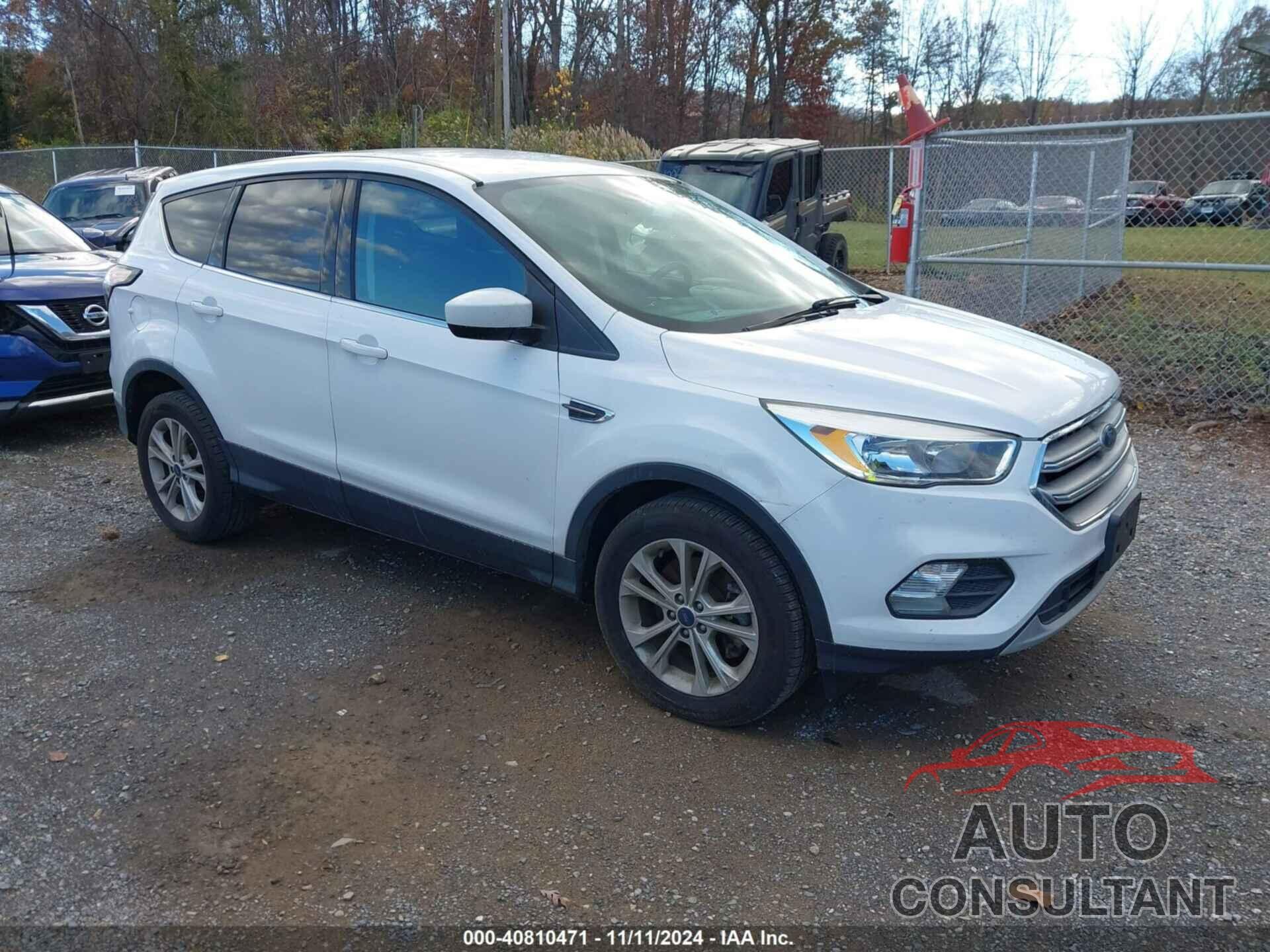 FORD ESCAPE 2017 - 1FMCU9GD0HUC41491