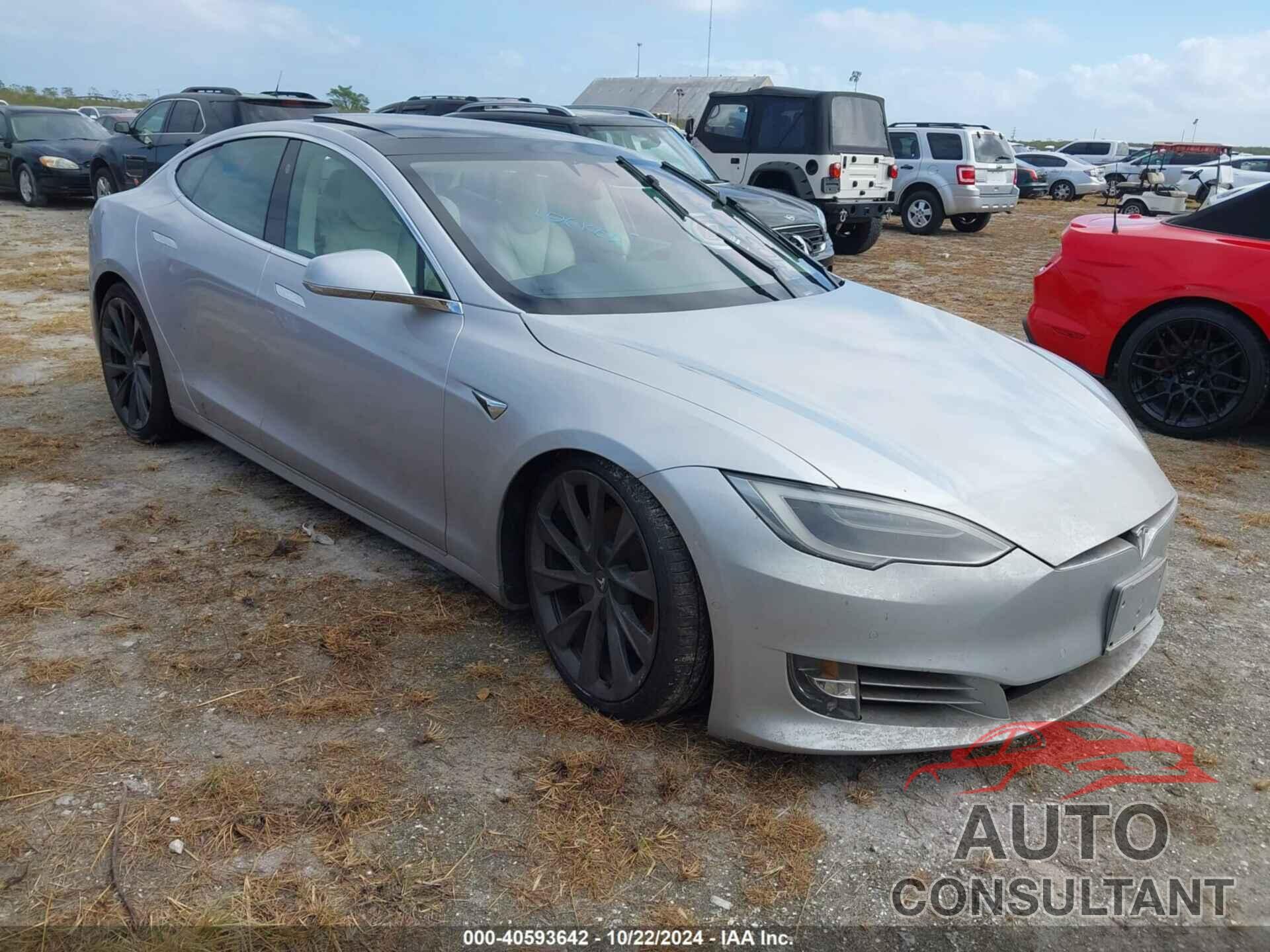 TESLA MODEL S 2018 - 5YJSA1E26JF271492