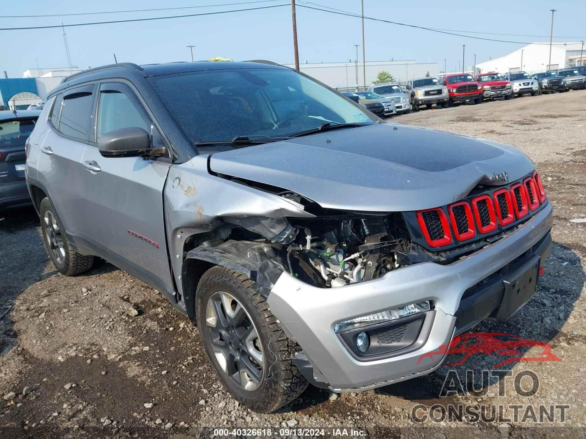 JEEP COMPASS 2018 - 3C4NJDDB7JT373644