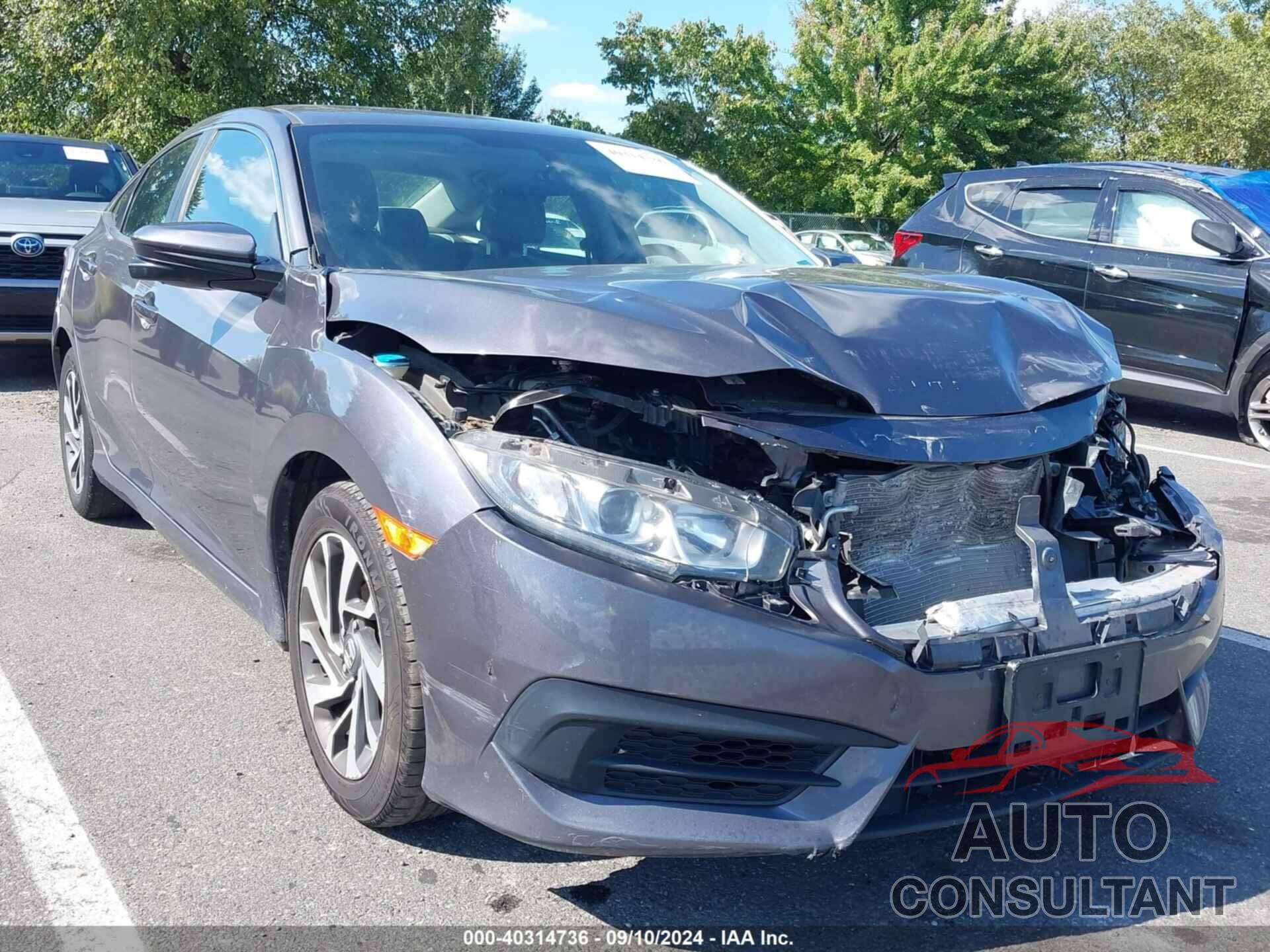 HONDA CIVIC 2018 - 2HGFC2F79JH540608