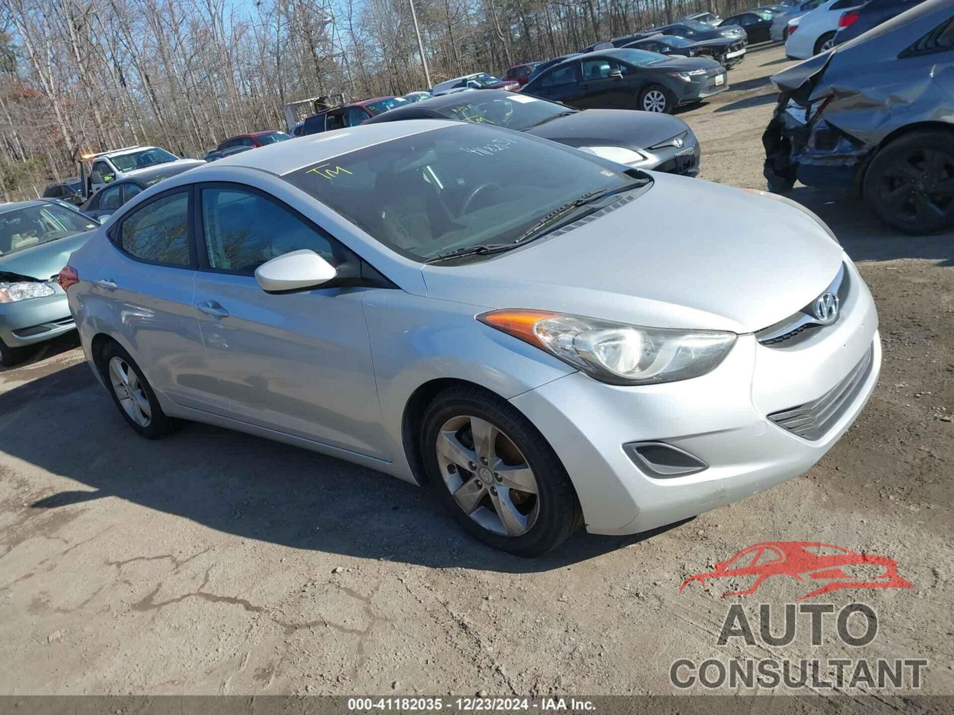 HYUNDAI ELANTRA 2011 - KMHDH4AEXBU155710