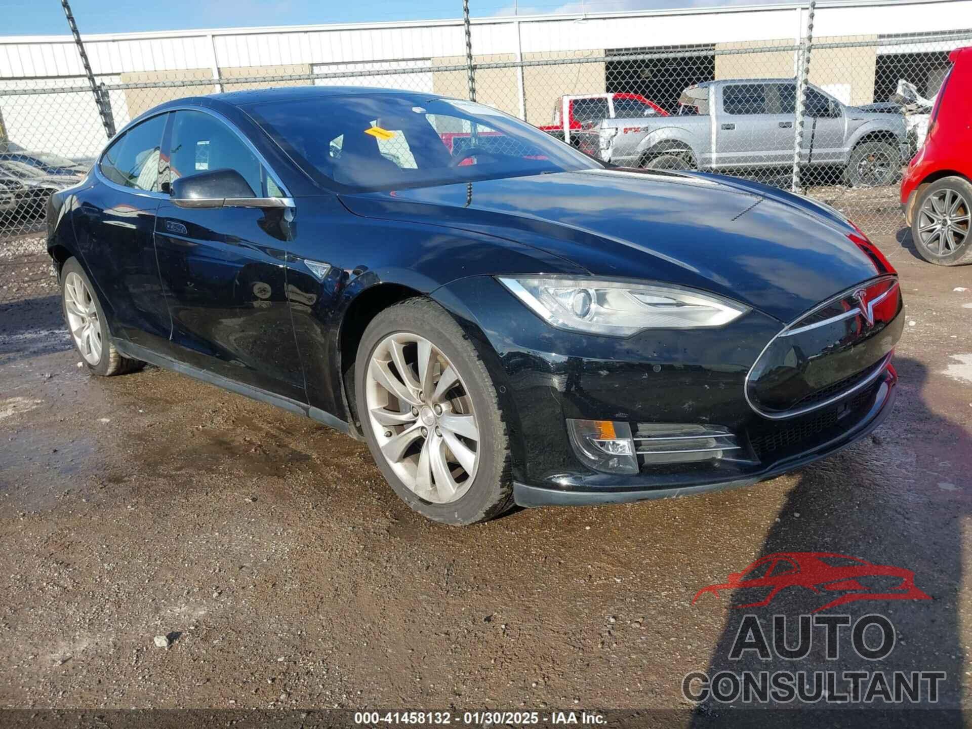 TESLA MODEL S 2016 - 5YJSA1E11GF124965