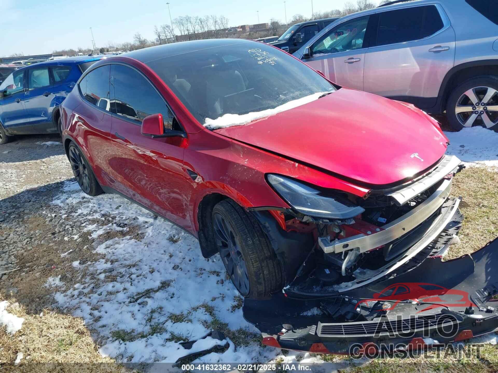 TESLA MODEL Y 2024 - 7SAYGDEF1RA322163