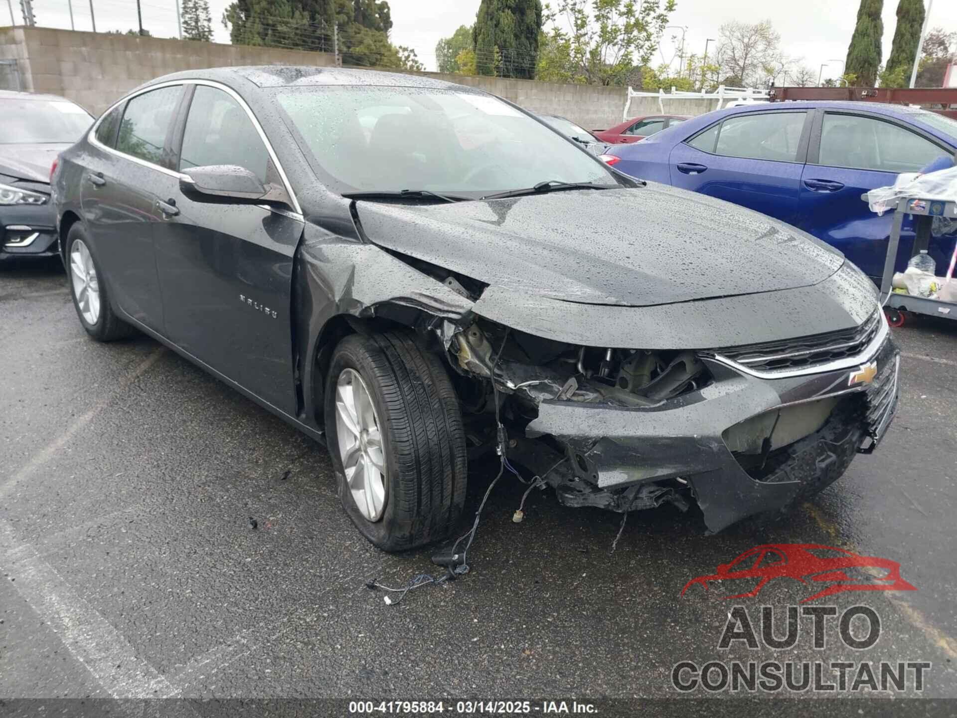 CHEVROLET MALIBU 2017 - 1G1ZE5ST2HF201168
