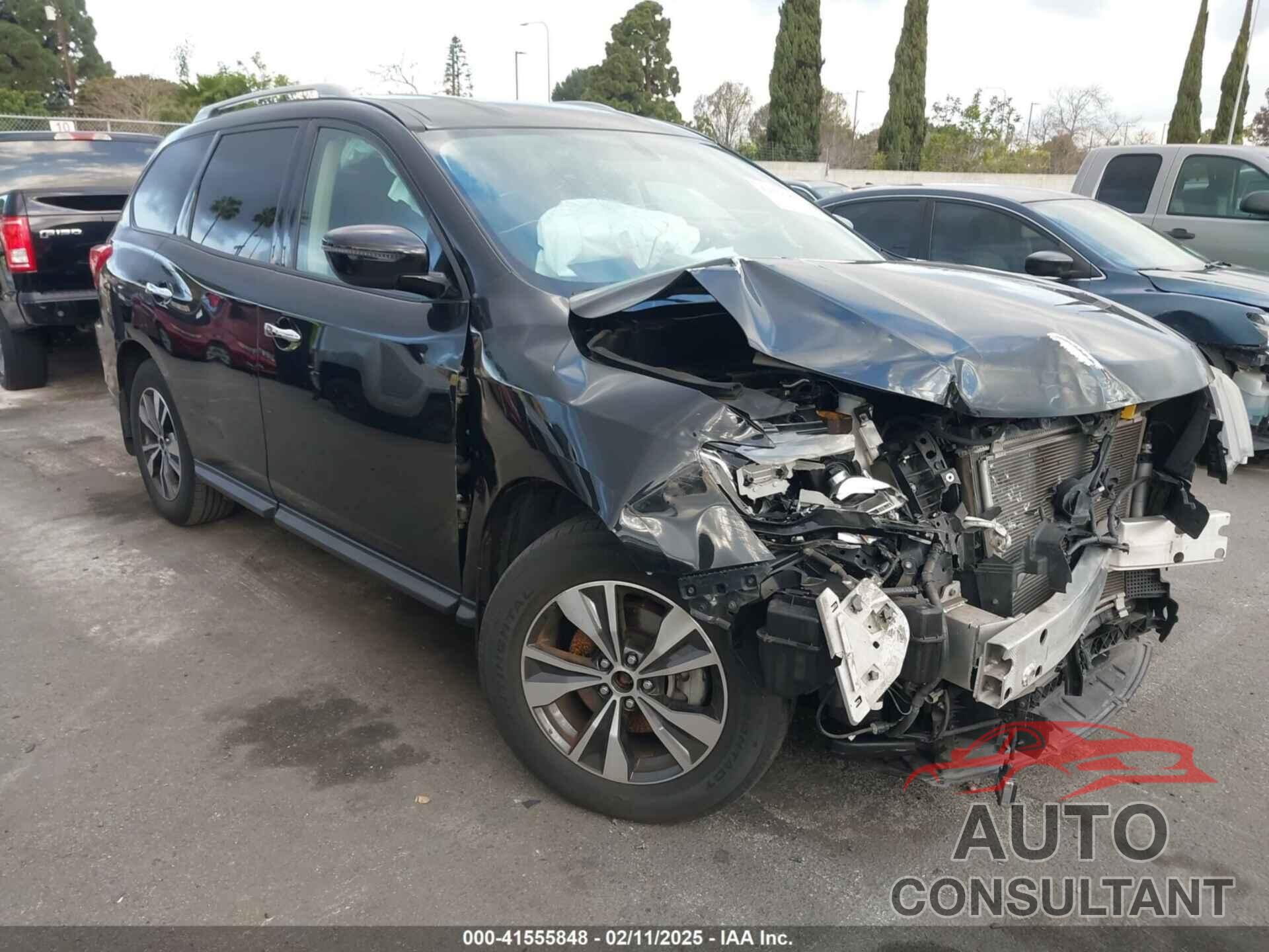 NISSAN PATHFINDER 2018 - 5N1DR2MN3JC639378