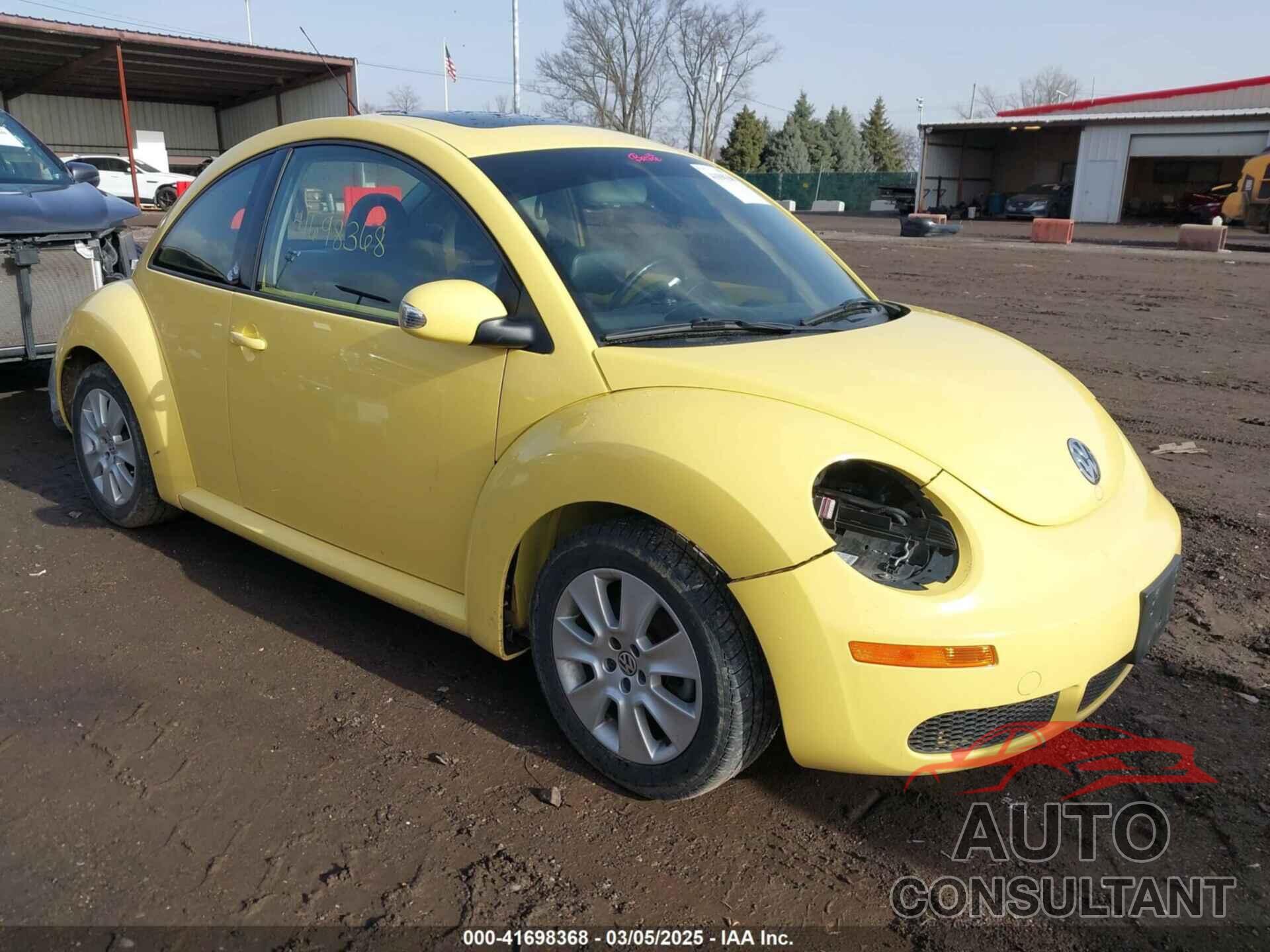 VOLKSWAGEN NEW BEETLE 2010 - 3VWRG3AG9AM014247