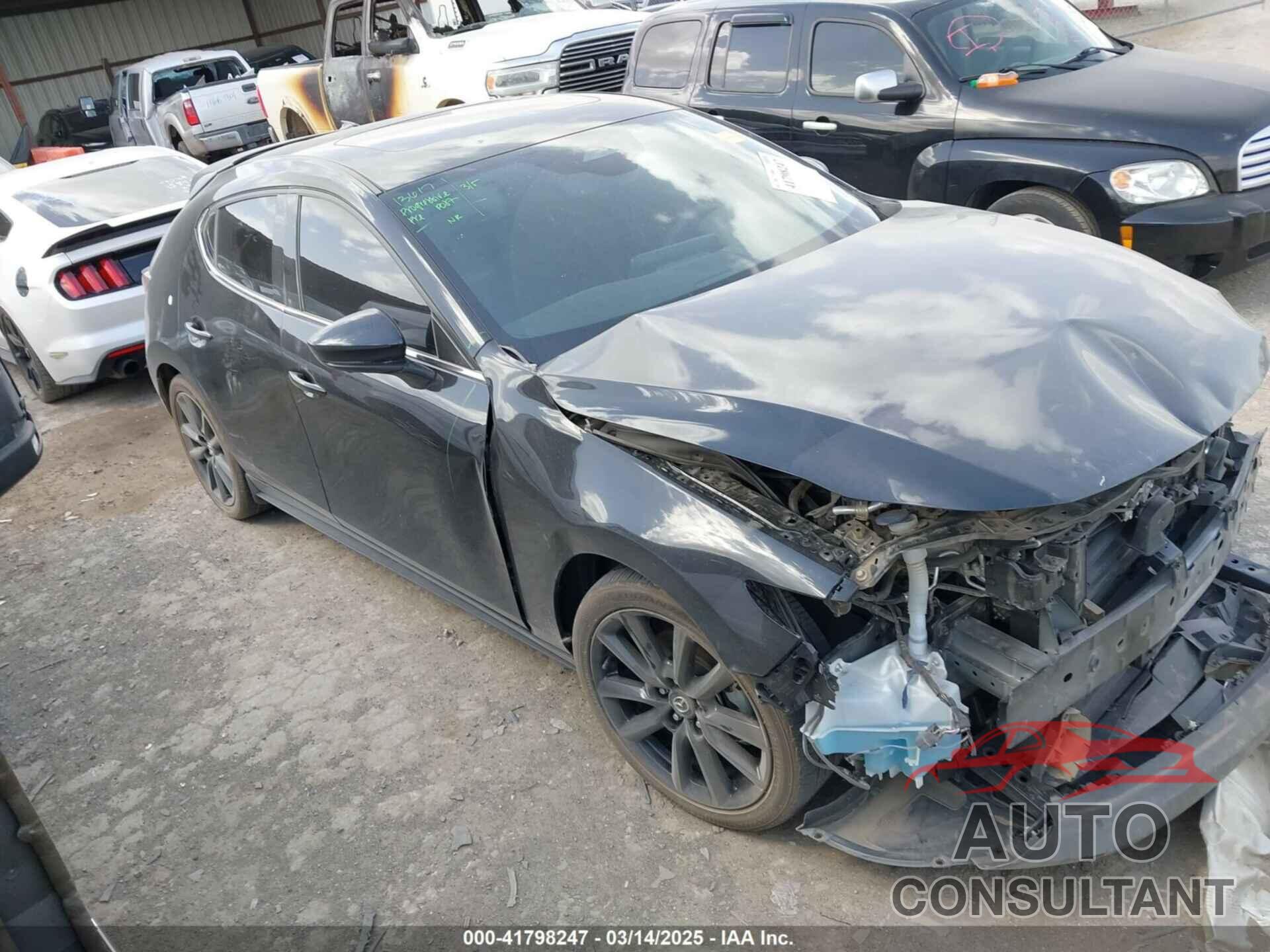 MAZDA MAZDA3 HATCHBACK 2024 - JM1BPBNY6R1702023