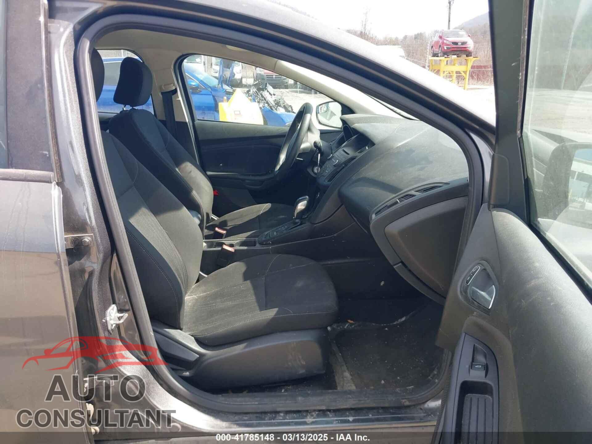 FORD FOCUS 2016 - 1FADP3K26GL343200
