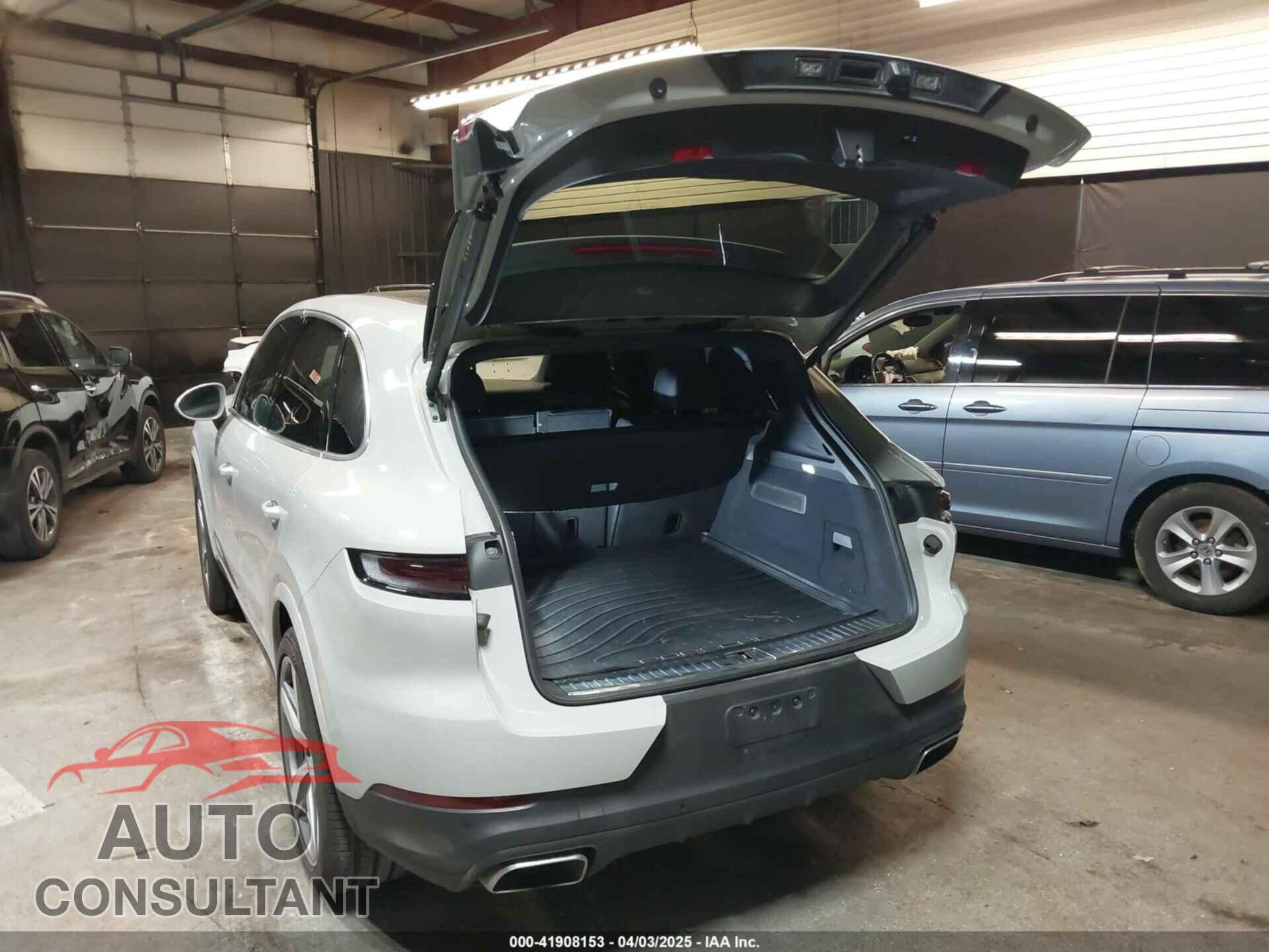 PORSCHE CAYENNE 2024 - WP1AA2AY5RDA01585