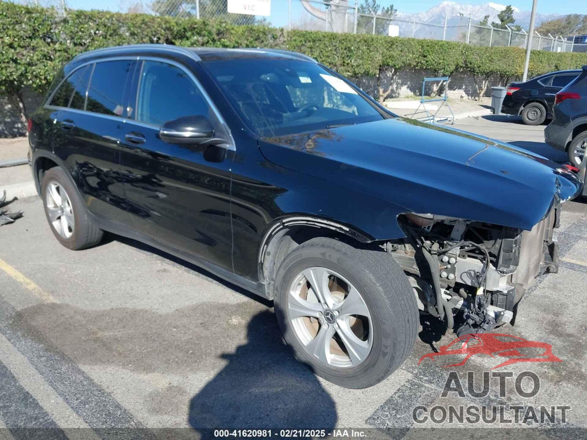 MERCEDES-BENZ GLC 300 2017 - WDC0G4JB0HV010202
