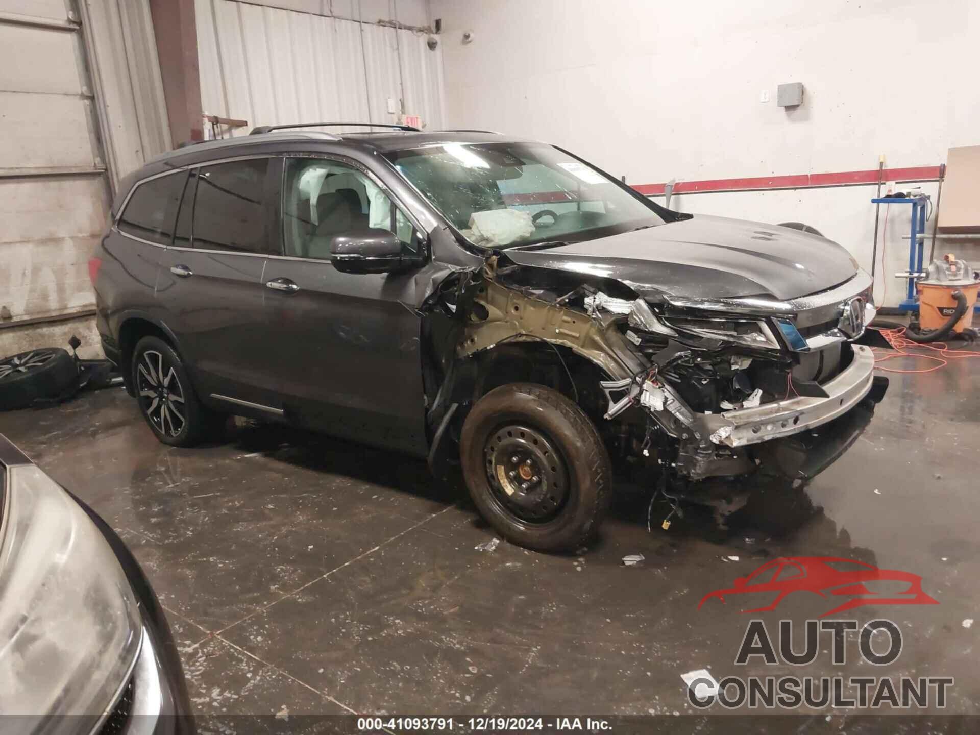 HONDA PILOT 2020 - 5FNYF6H62LB039613